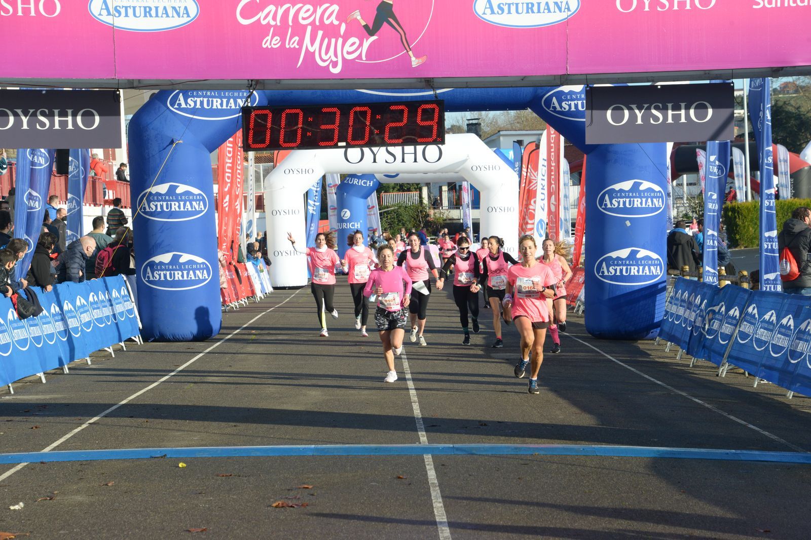 Las mejores fotos de la Carrera de la Mujer Central Lechera Asturiana Gijón 2021 (LLEGADAS A META / GALERÍA 2)