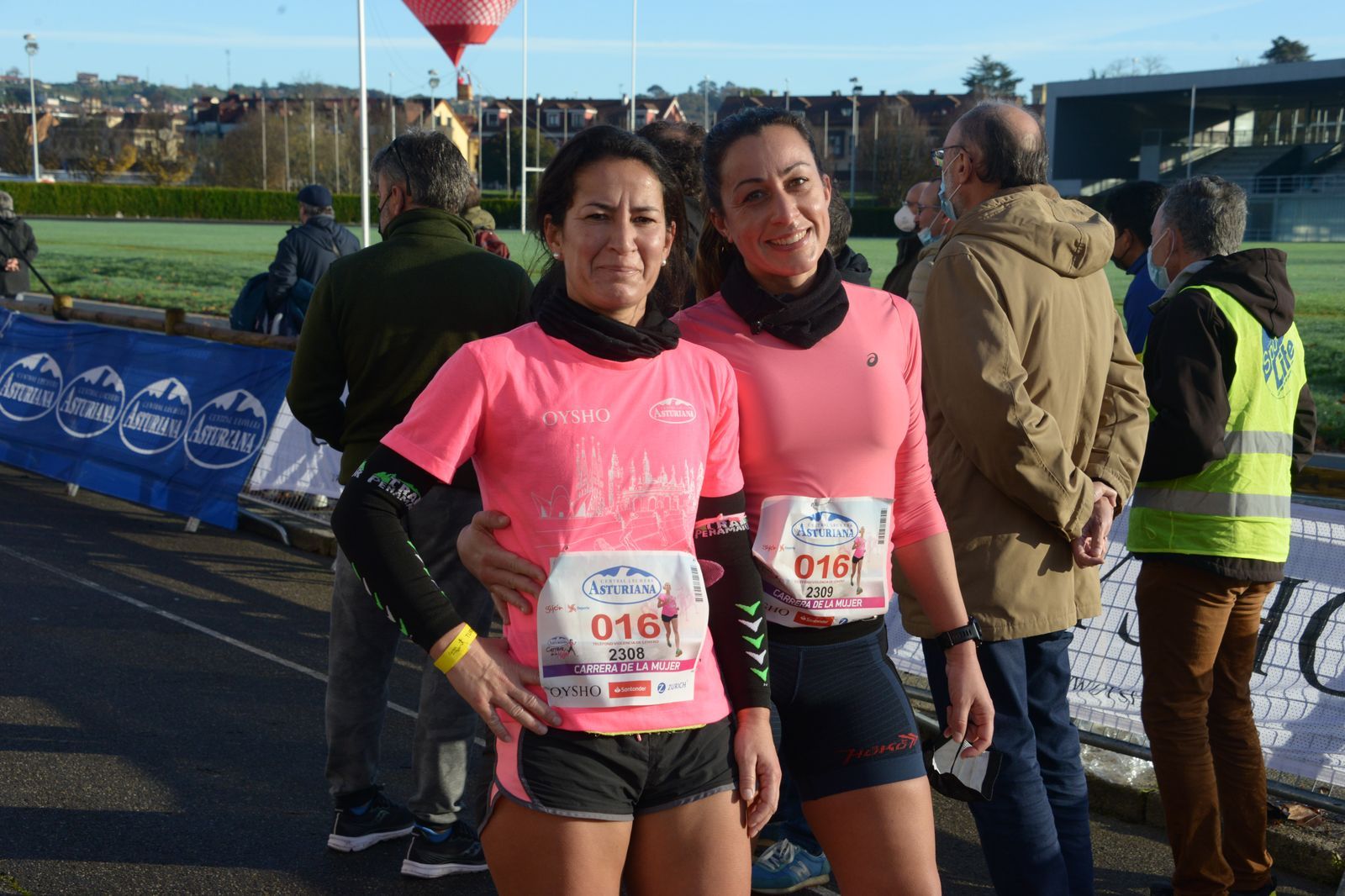 Las mejores fotos de la Carrera de la Mujer Central Lechera Asturiana Gijón 2021 (LLEGADAS A META / GALERÍA 2)