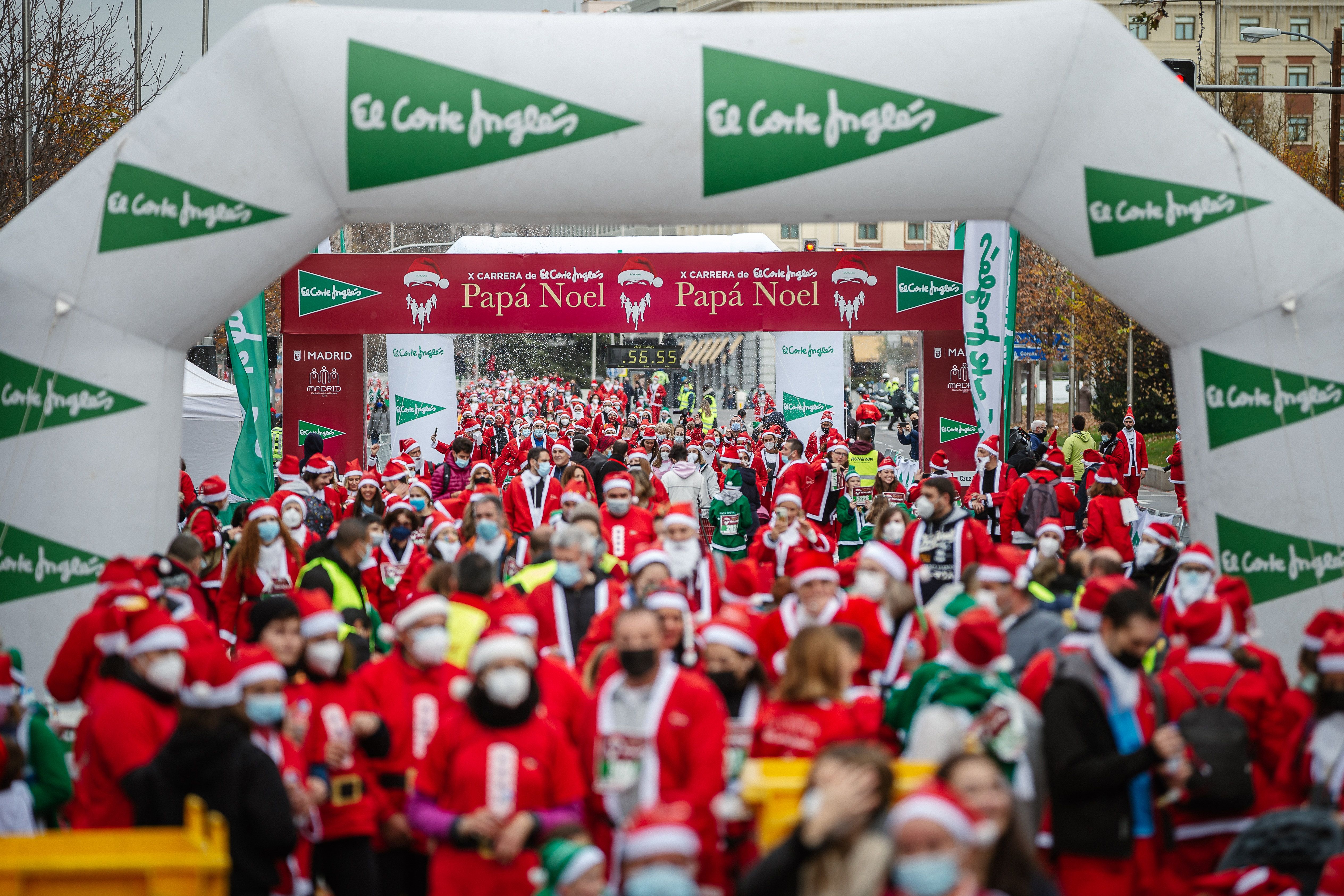 Las mejores fotos de la Carrera de Papá Noel El Corte Inglés