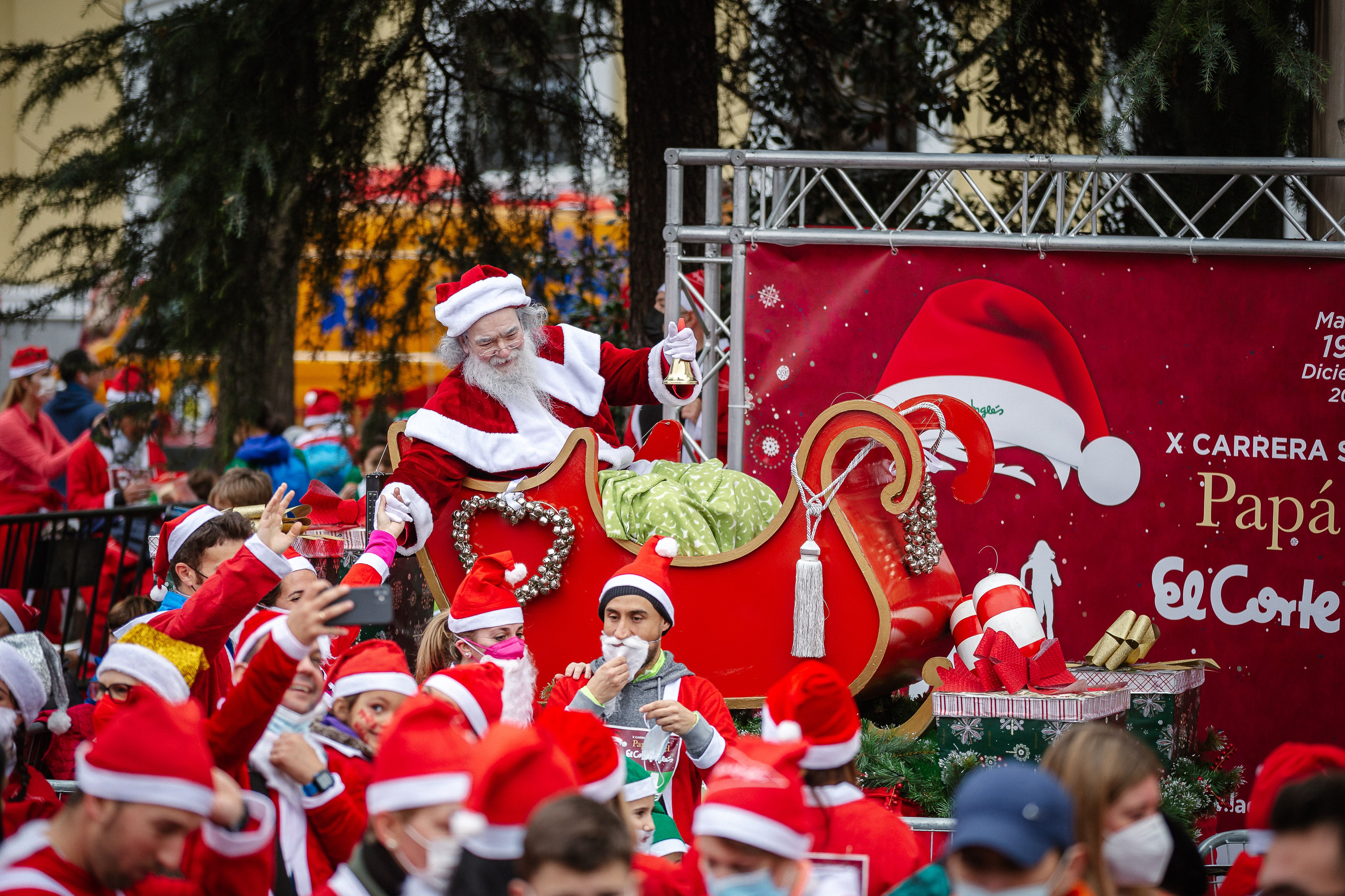 Las mejores fotos de la Carrera de Papá Noel El Corte Inglés