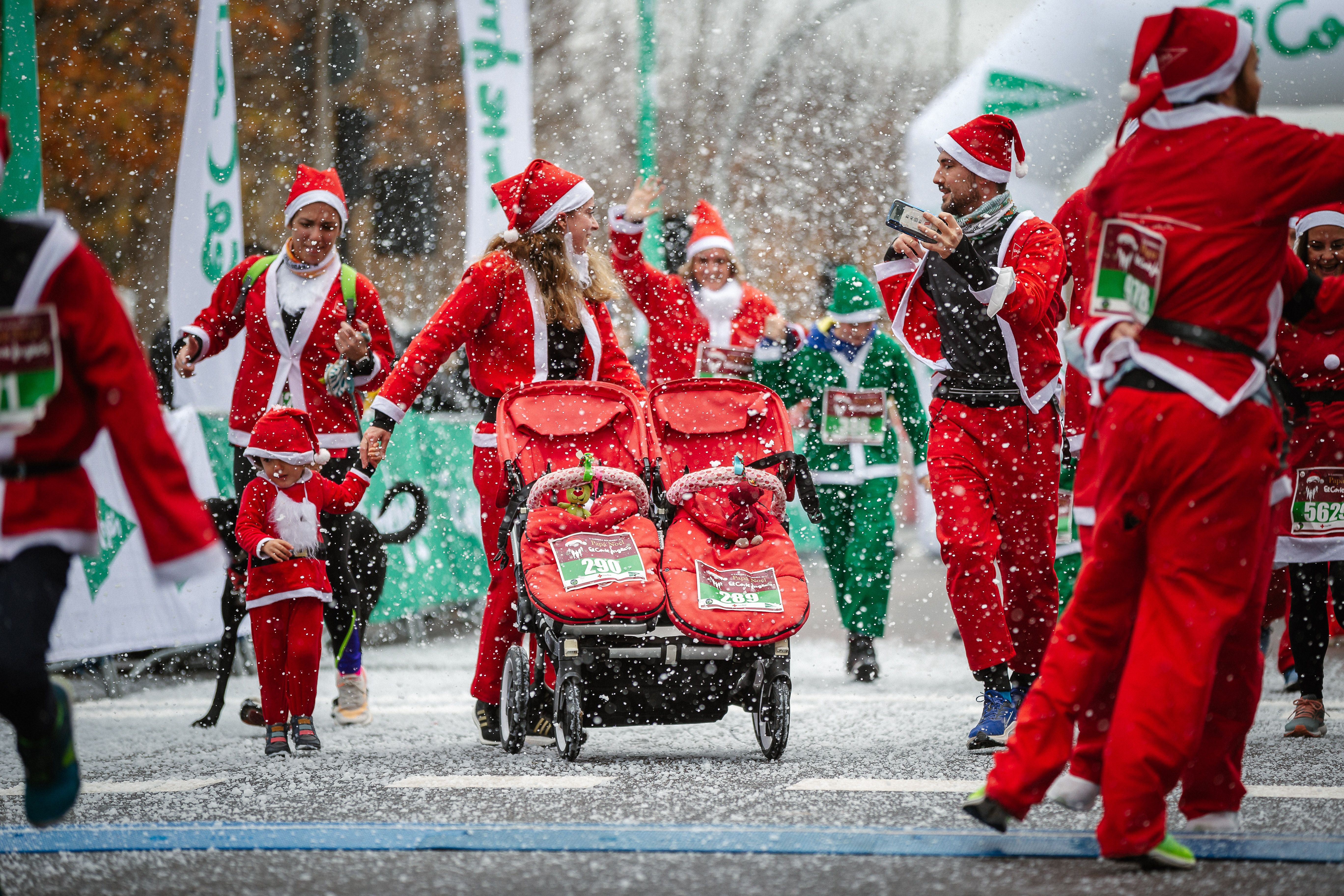 Las mejores fotos de la Carrera de Papá Noel El Corte Inglés