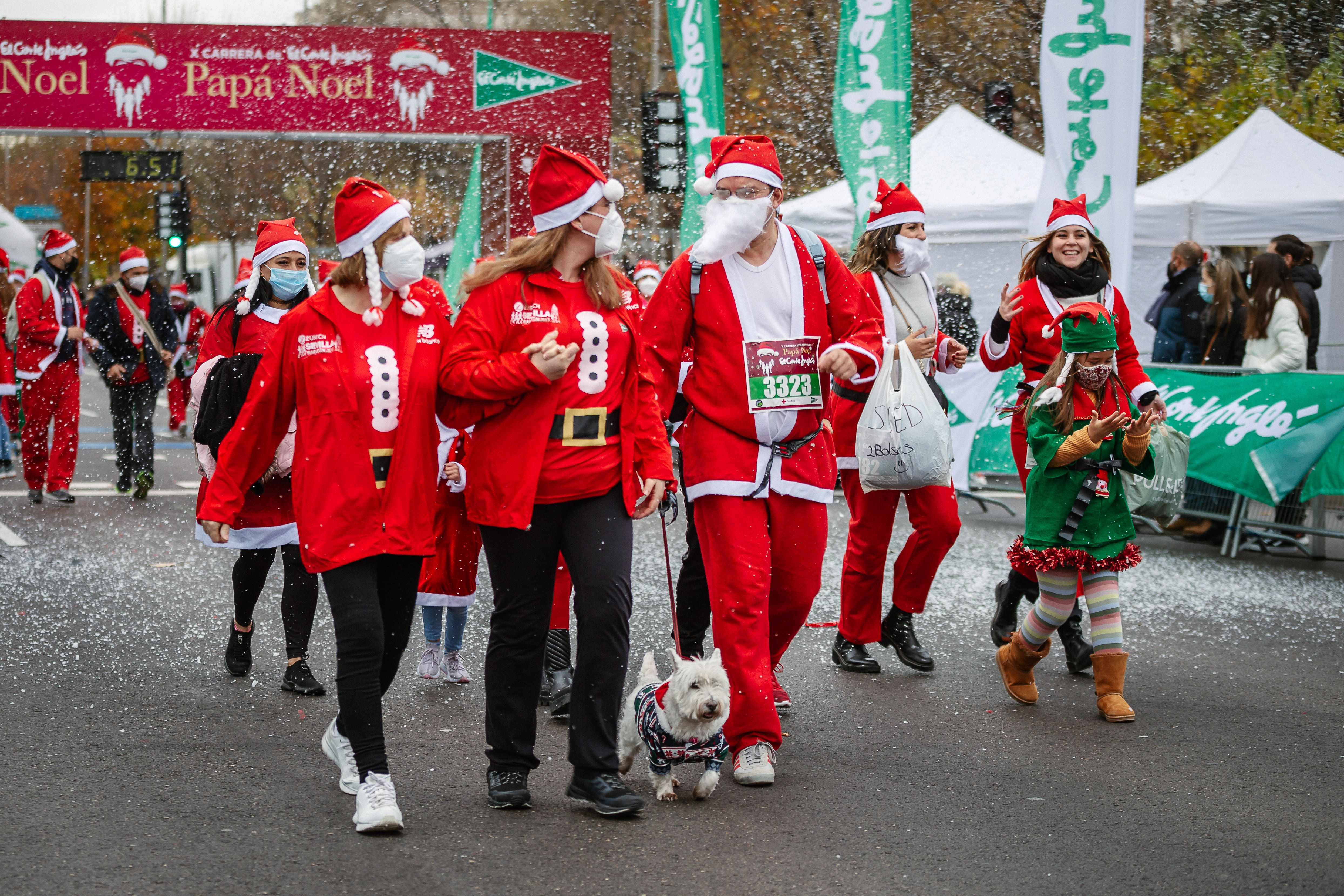 Las mejores fotos de la Carrera de Papá Noel El Corte Inglés