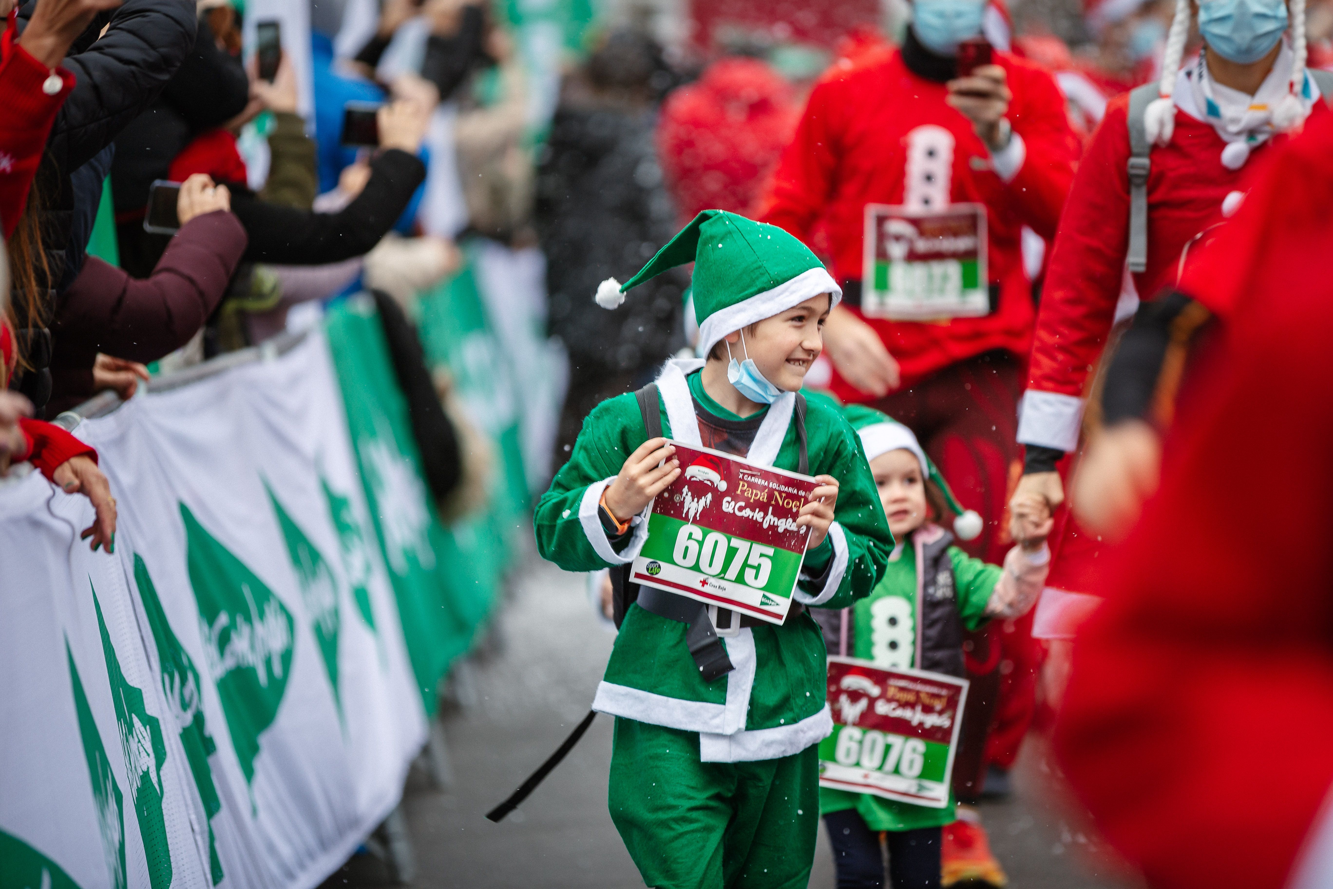 Las mejores fotos de la Carrera de Papá Noel El Corte Inglés