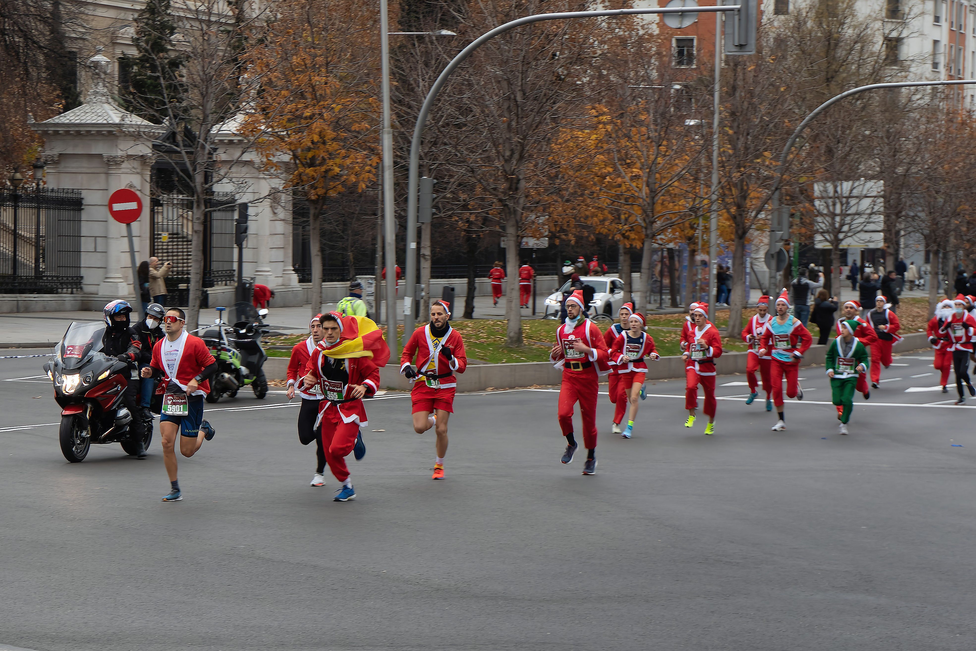 Las mejores fotos de la Carrera de Papá Noel El Corte Inglés