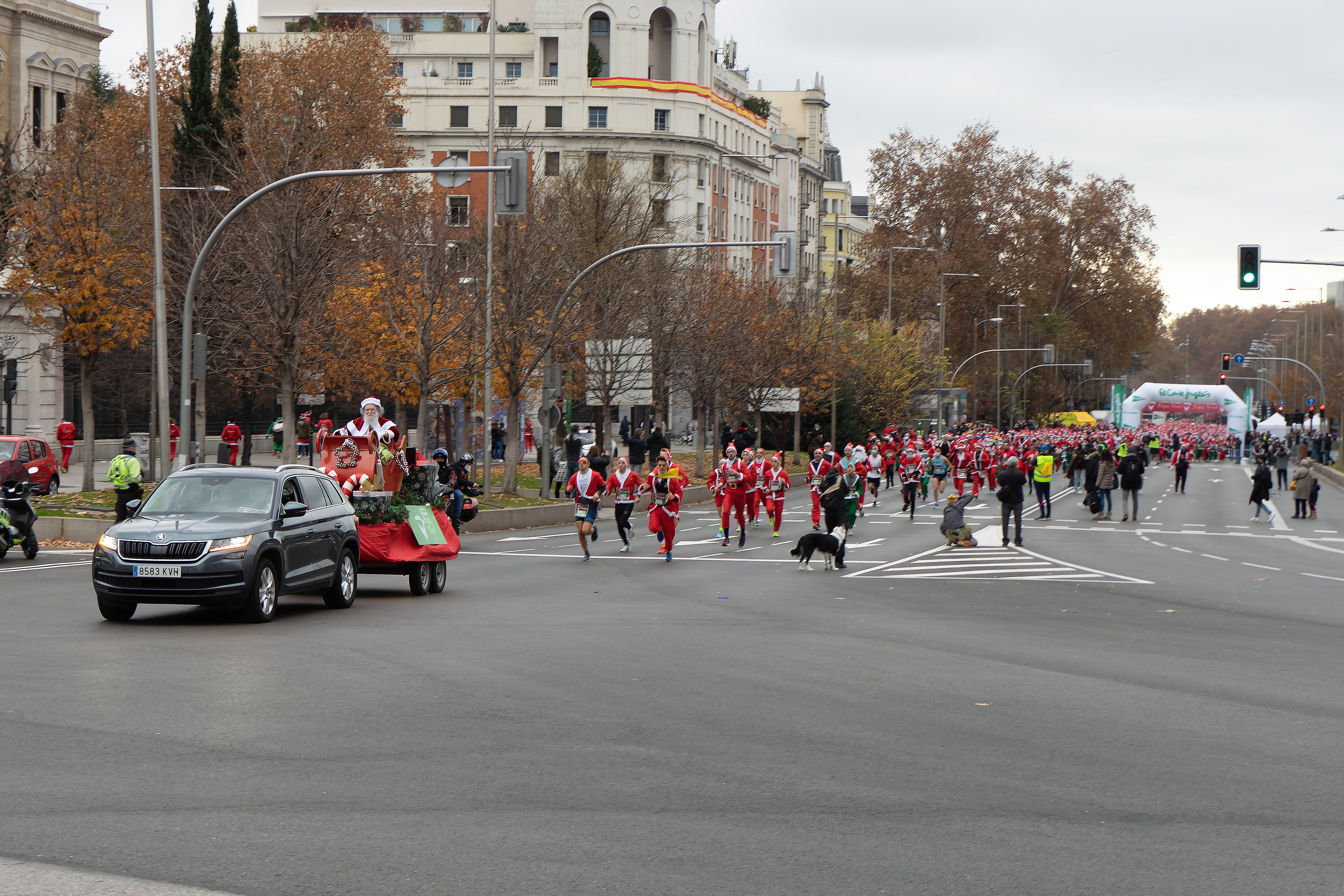 Las mejores fotos de la Carrera de Papá Noel El Corte Inglés