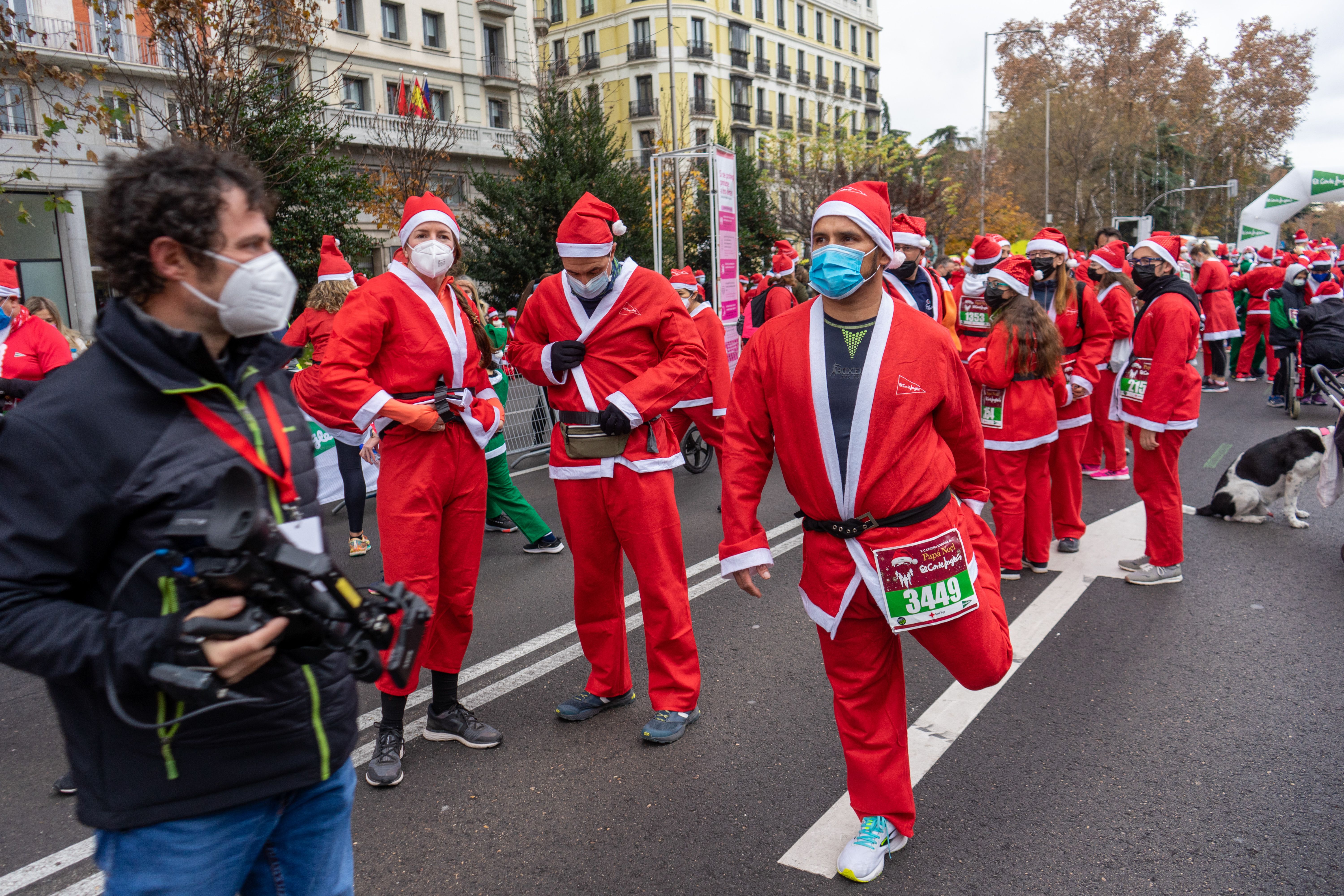 Las mejores fotos de la Carrera de Papá Noel El Corte Inglés