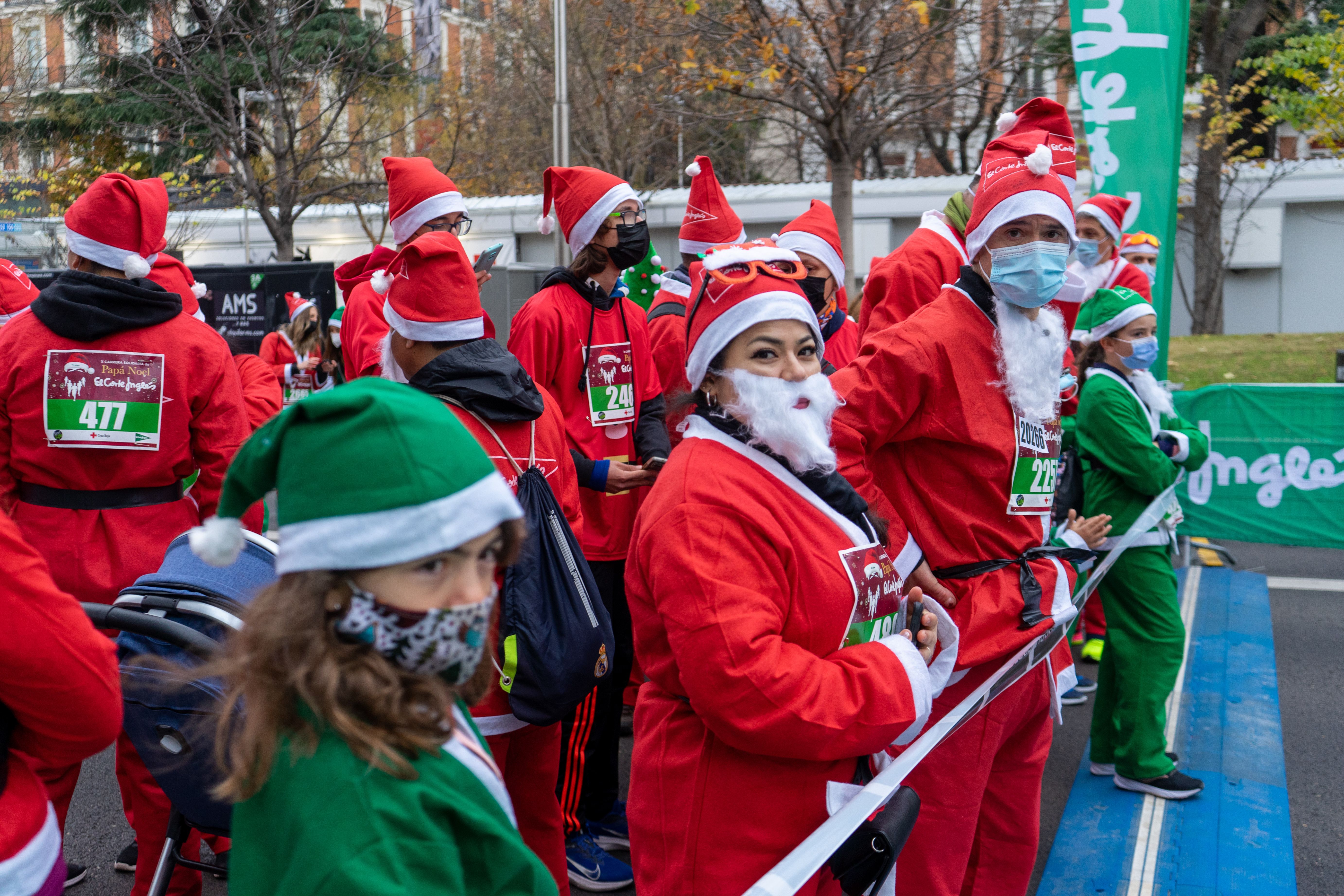Las mejores fotos de la Carrera de Papá Noel El Corte Inglés