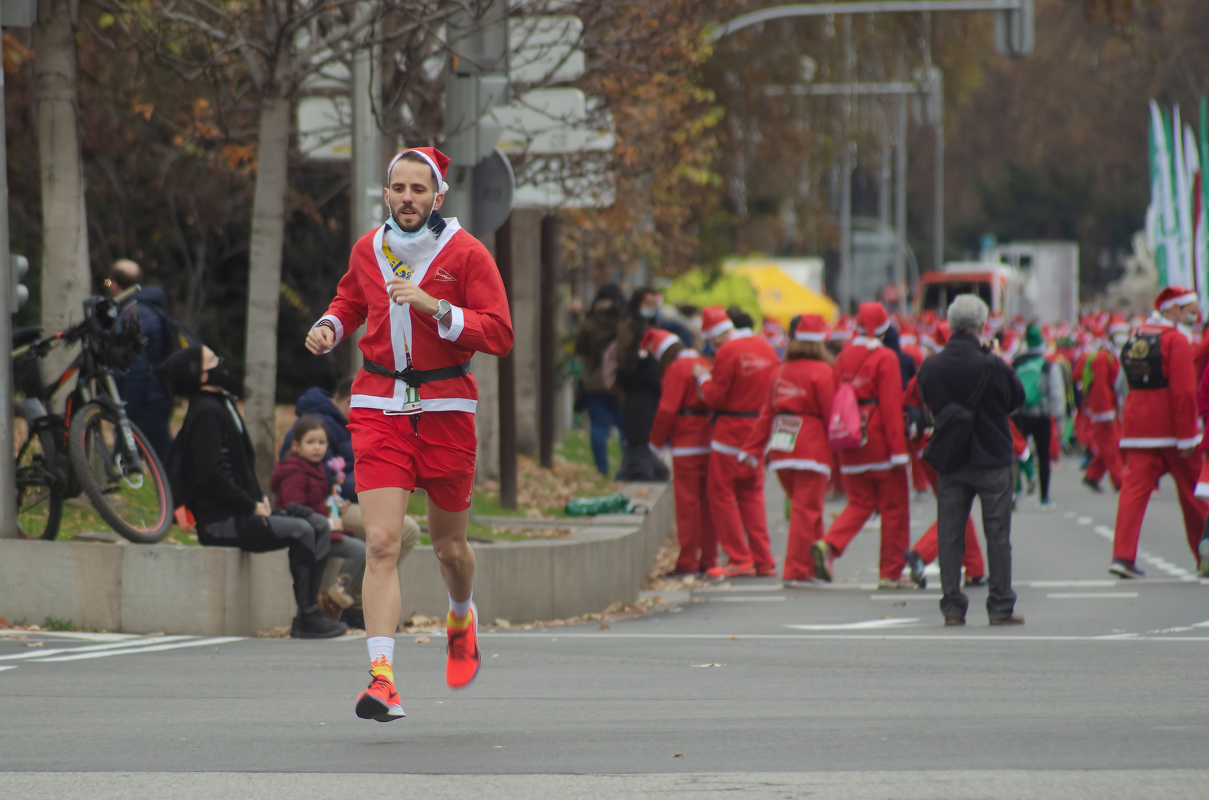 Las mejores fotos de la Carrera de Papá Noel El Corte Inglés