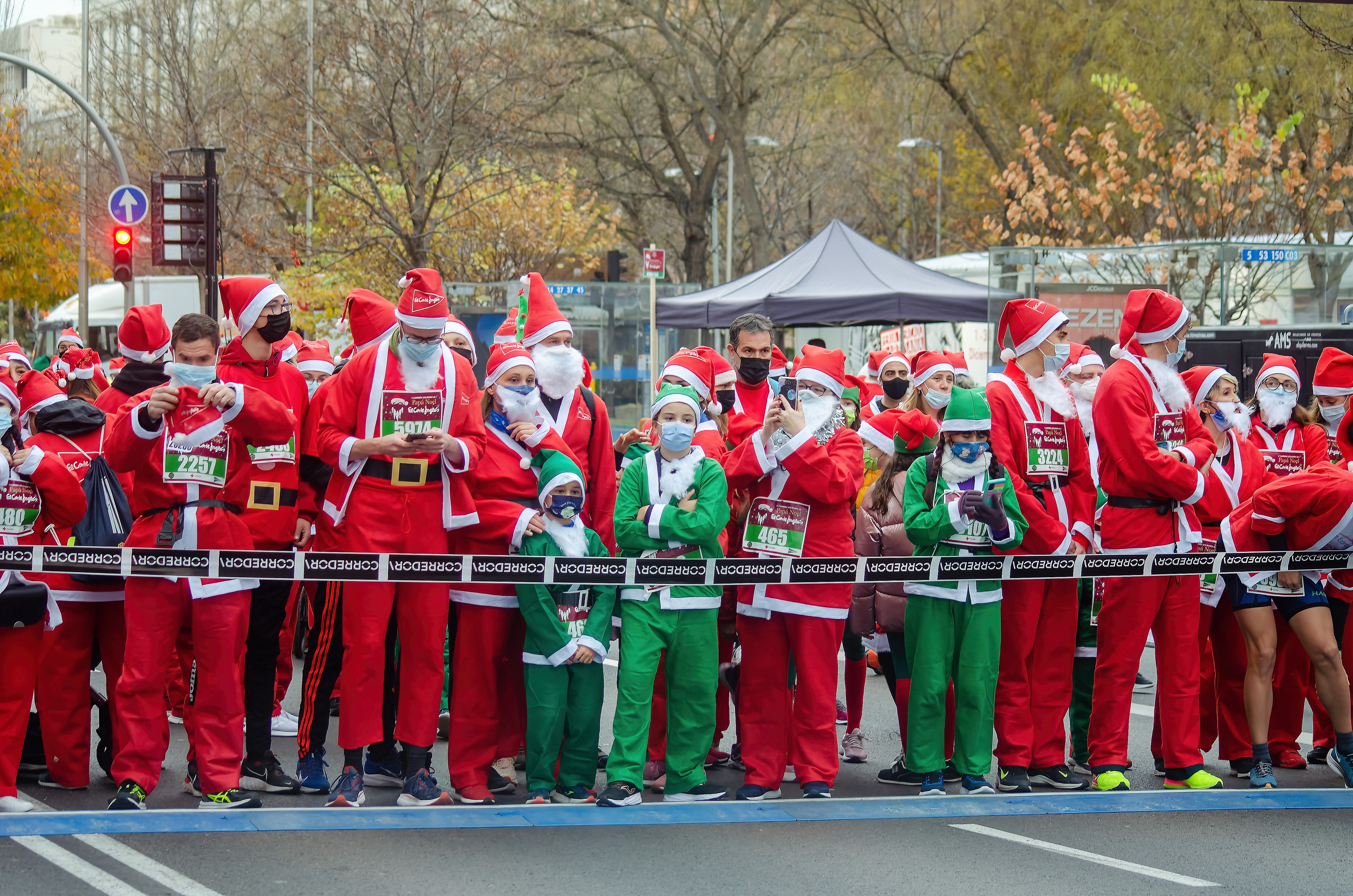Las mejores fotos de la Carrera de Papá Noel El Corte Inglés