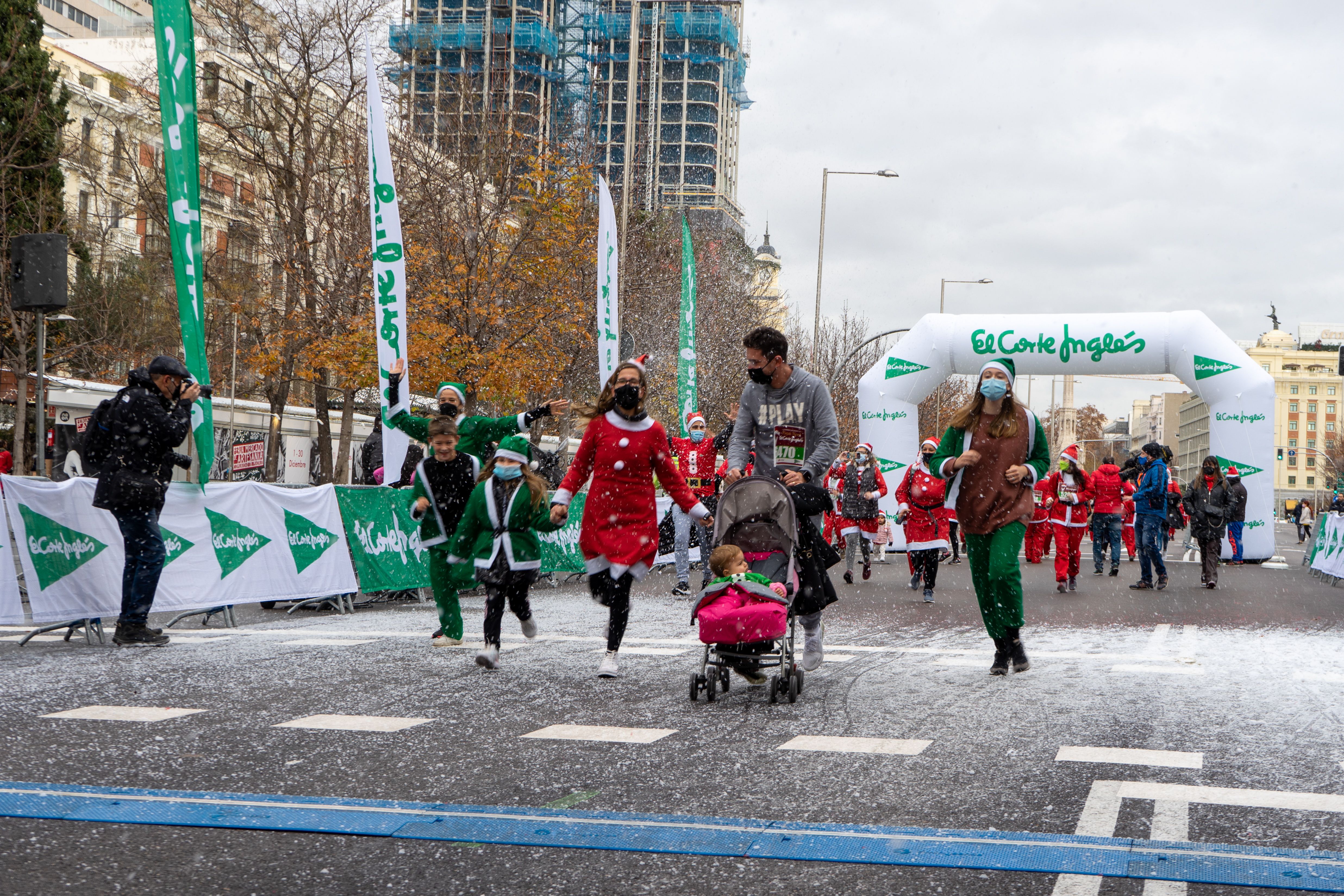 Las mejores fotos de la Carrera de Papá Noel El Corte Inglés 