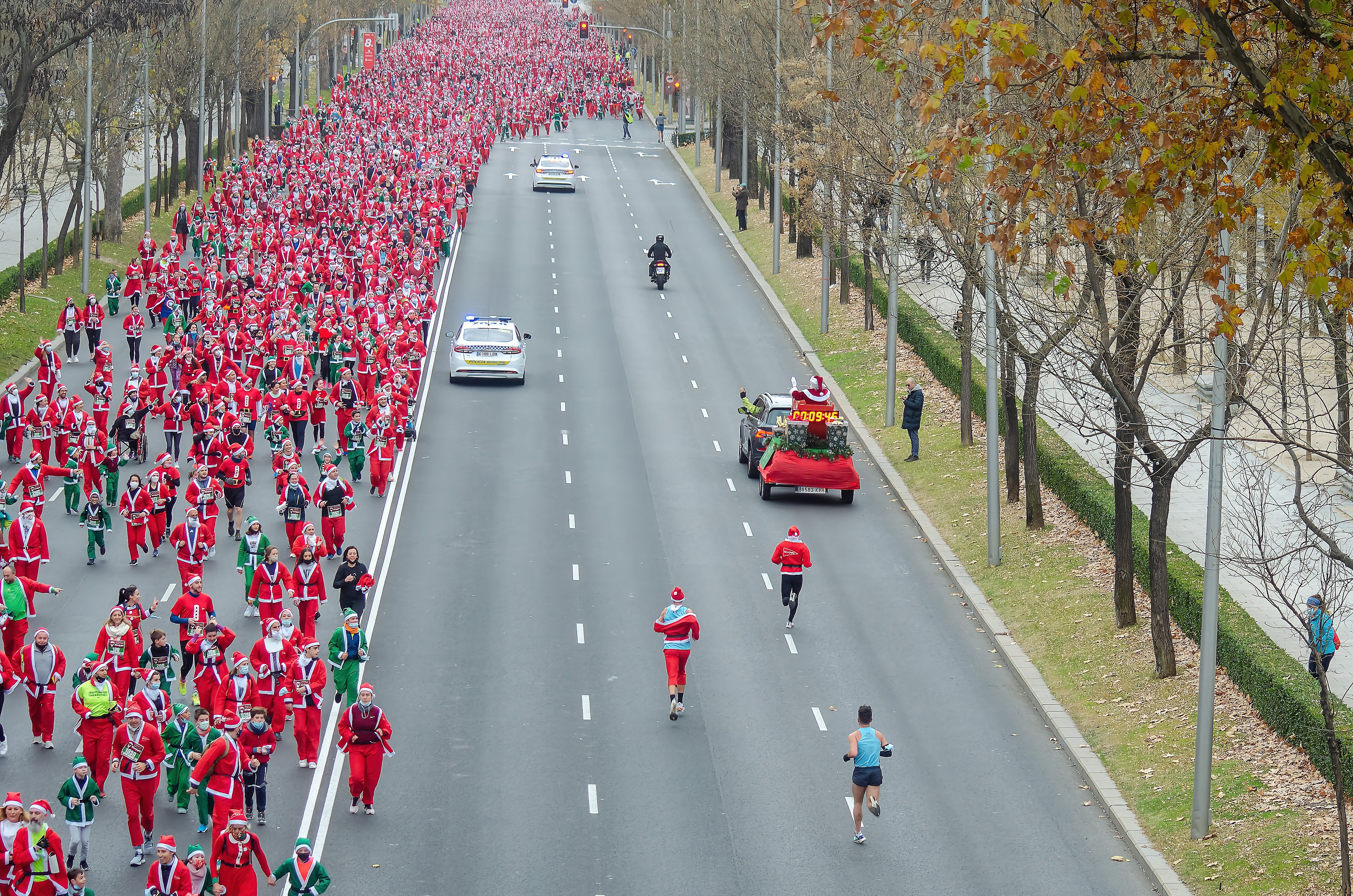 Las mejores fotos de la Carrera de Papá Noel El Corte Inglés