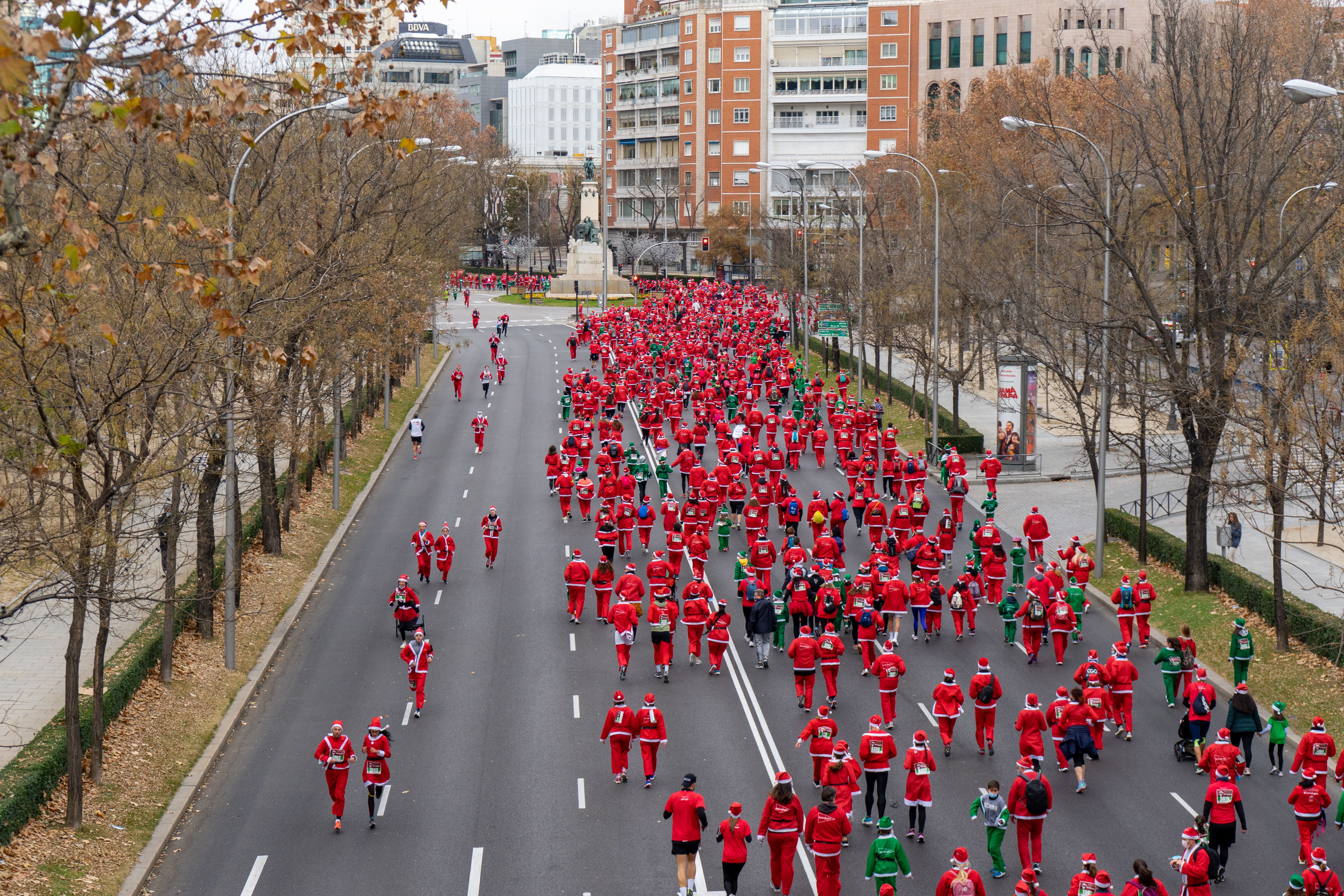 Las mejores fotos de la Carrera de Papá Noel El Corte Inglés