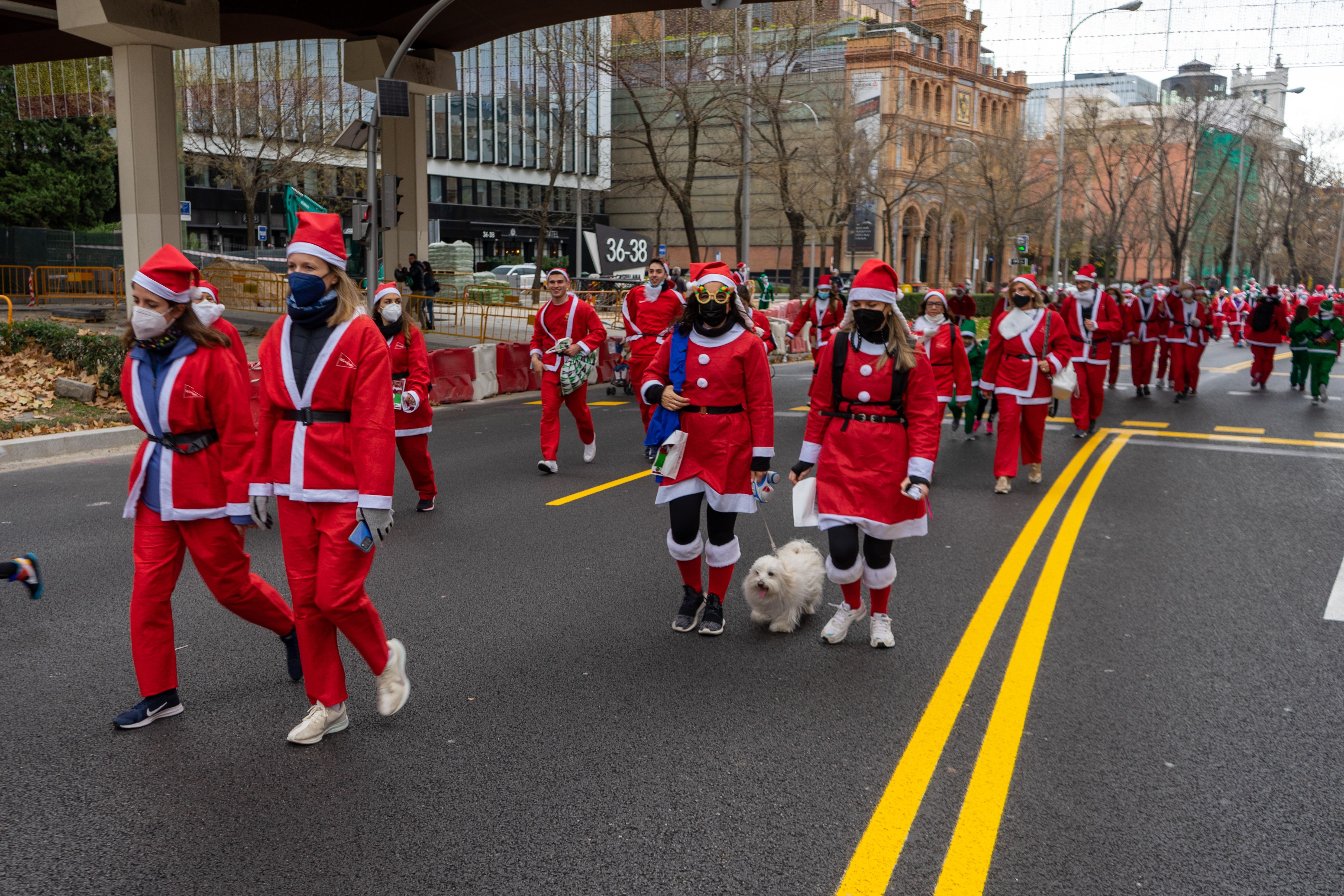 Las mejores fotos de la Carrera de Papá Noel El Corte Inglés 