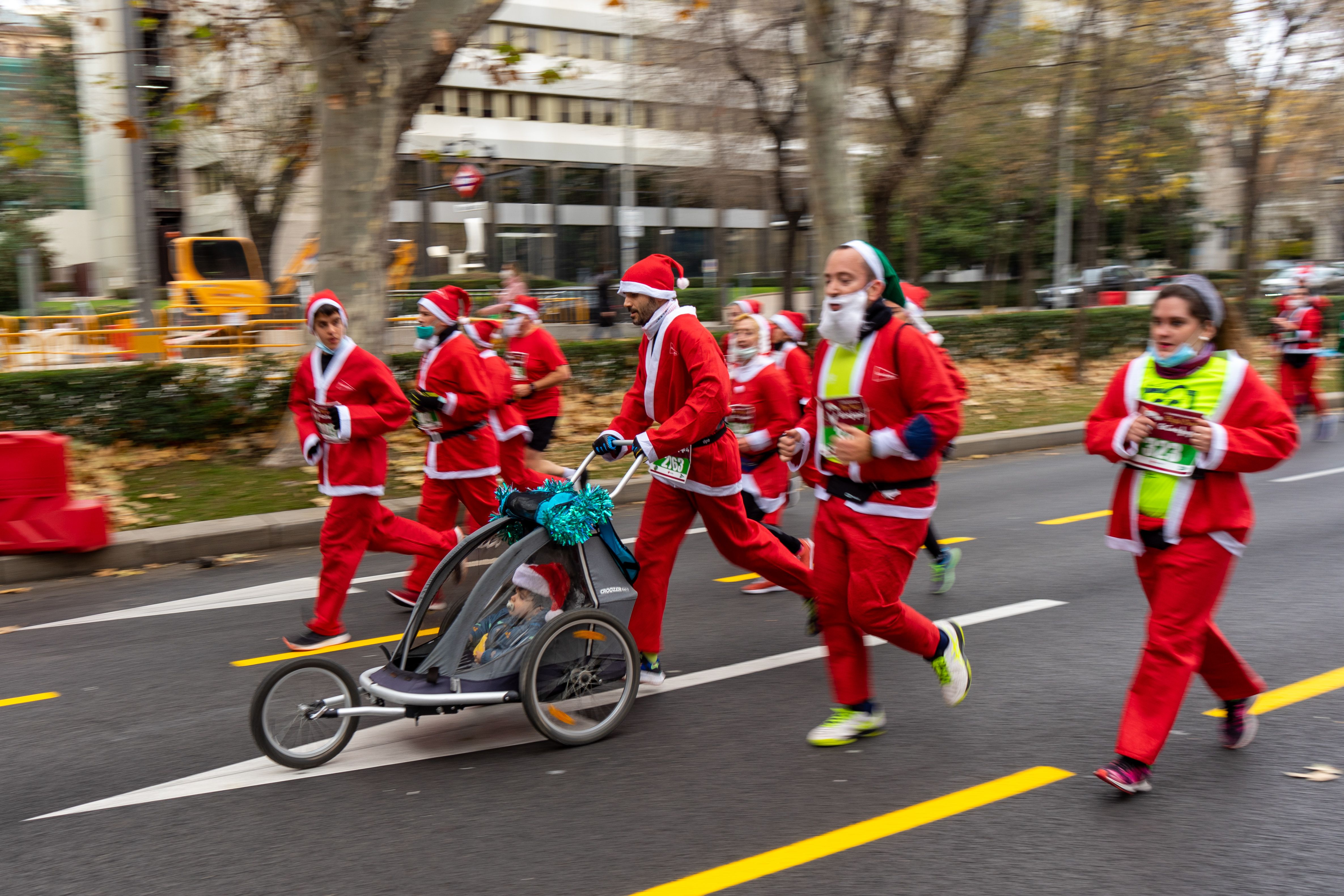 Las mejores fotos de la Carrera de Papá Noel El Corte Inglés 