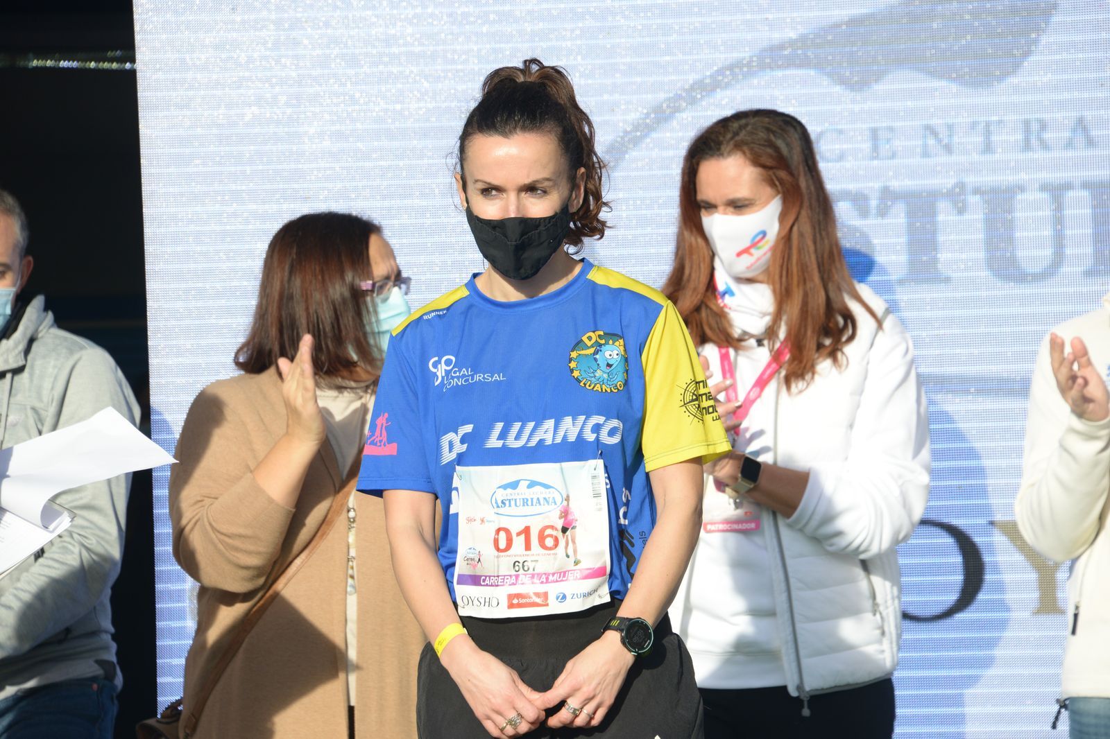 Las mejores fotos de la Carrera de la Mujer Central Lechera Asturiana Gijón 2021 (CEREMONIAS DE PREMIACIÓN / GALERÍA 1)