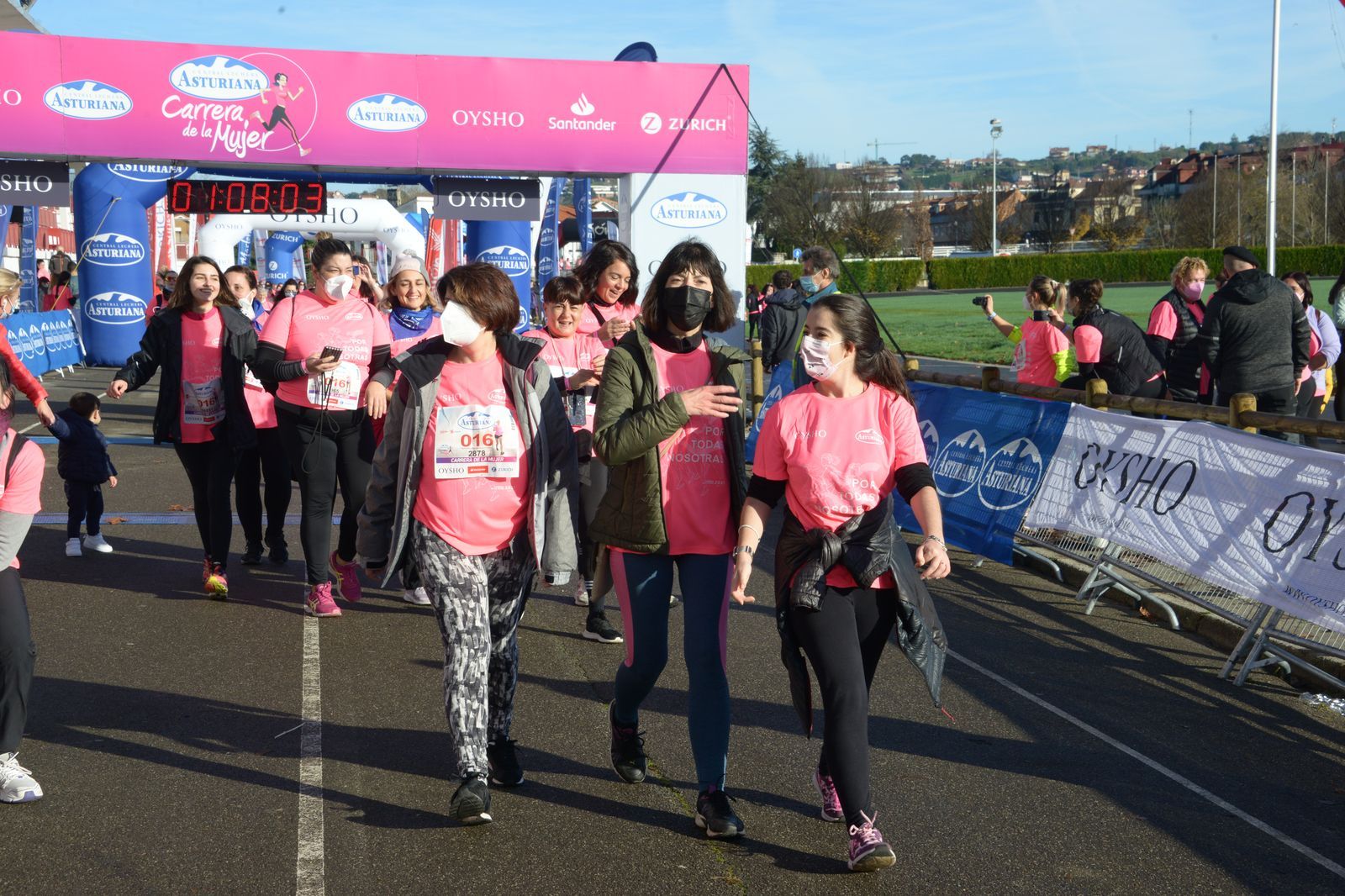 Las mejores fotos de la Carrera de la Mujer Central Lechera Asturiana Gijón 2021 (CEREMONIAS DE PREMIACIÓN / GALERÍA 2)