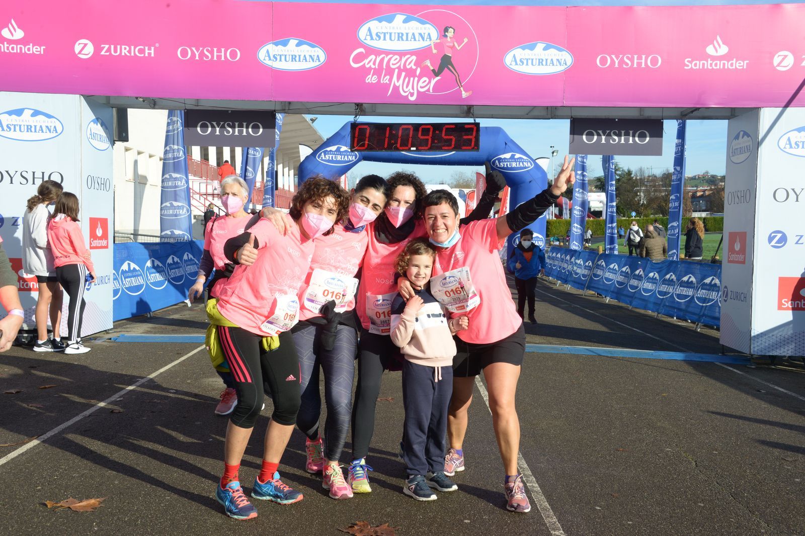 Las mejores fotos de la Carrera de la Mujer Central Lechera Asturiana Gijón 2021 (CEREMONIAS DE PREMIACIÓN / GALERÍA 2)