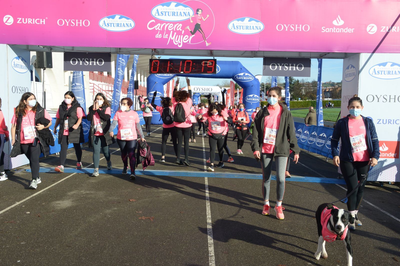 Las mejores fotos de la Carrera de la Mujer Central Lechera Asturiana Gijón 2021 (CEREMONIAS DE PREMIACIÓN / GALERÍA 2)