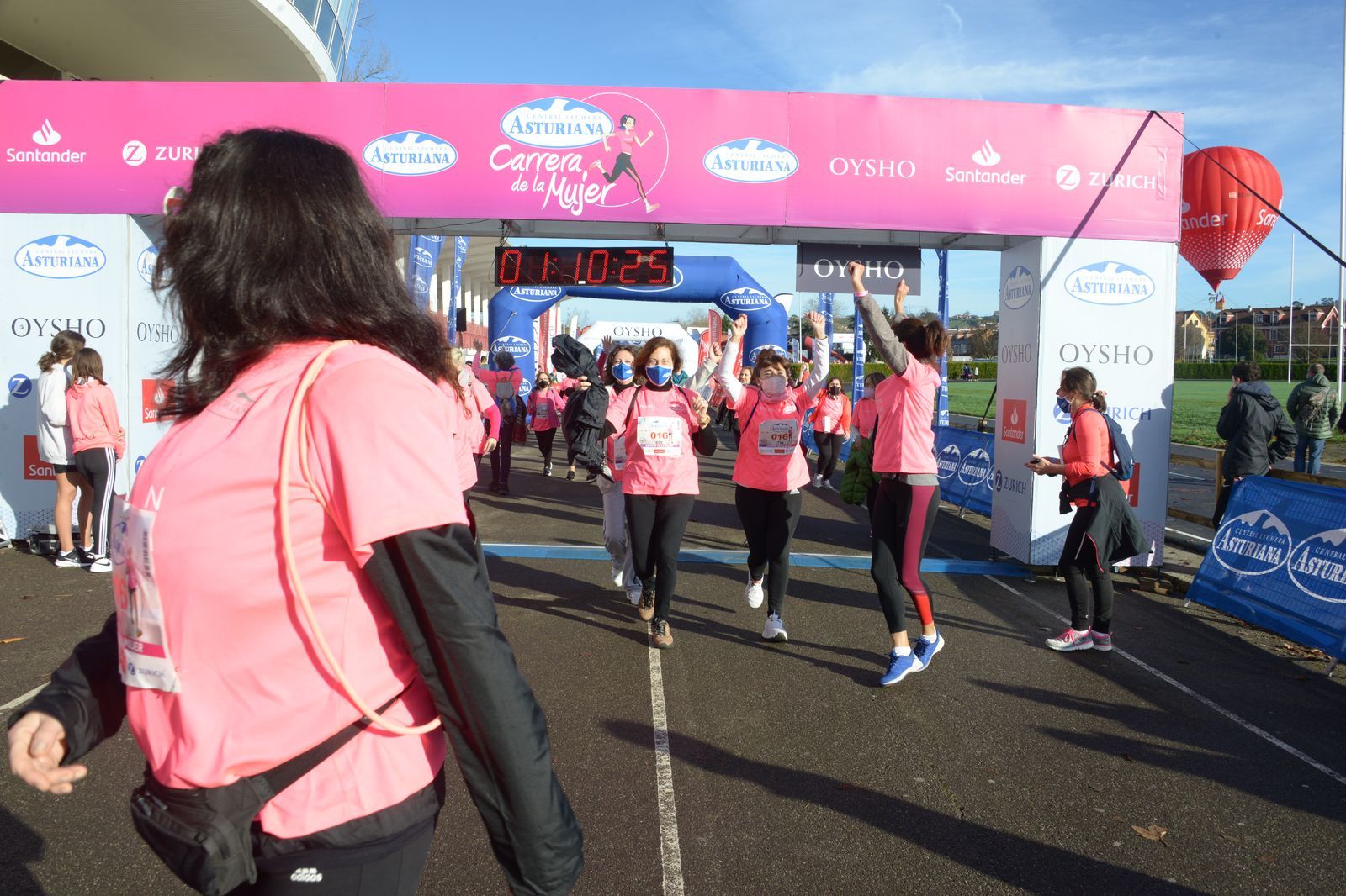 Las mejores fotos de la Carrera de la Mujer Central Lechera Asturiana Gijón 2021 (CEREMONIAS DE PREMIACIÓN / GALERÍA 2)