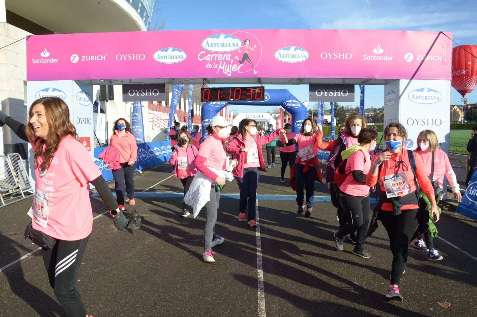 Las mejores fotos de la Carrera de la Mujer Central Lechera Asturiana Gijón 2021 (CEREMONIAS DE PREMIACIÓN / GALERÍA 2)
