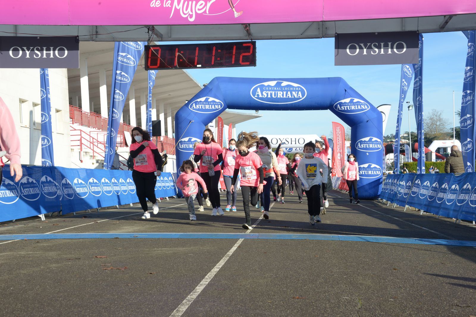 Las mejores fotos de la Carrera de la Mujer Central Lechera Asturiana Gijón 2021 (CEREMONIAS DE PREMIACIÓN / GALERÍA 2)