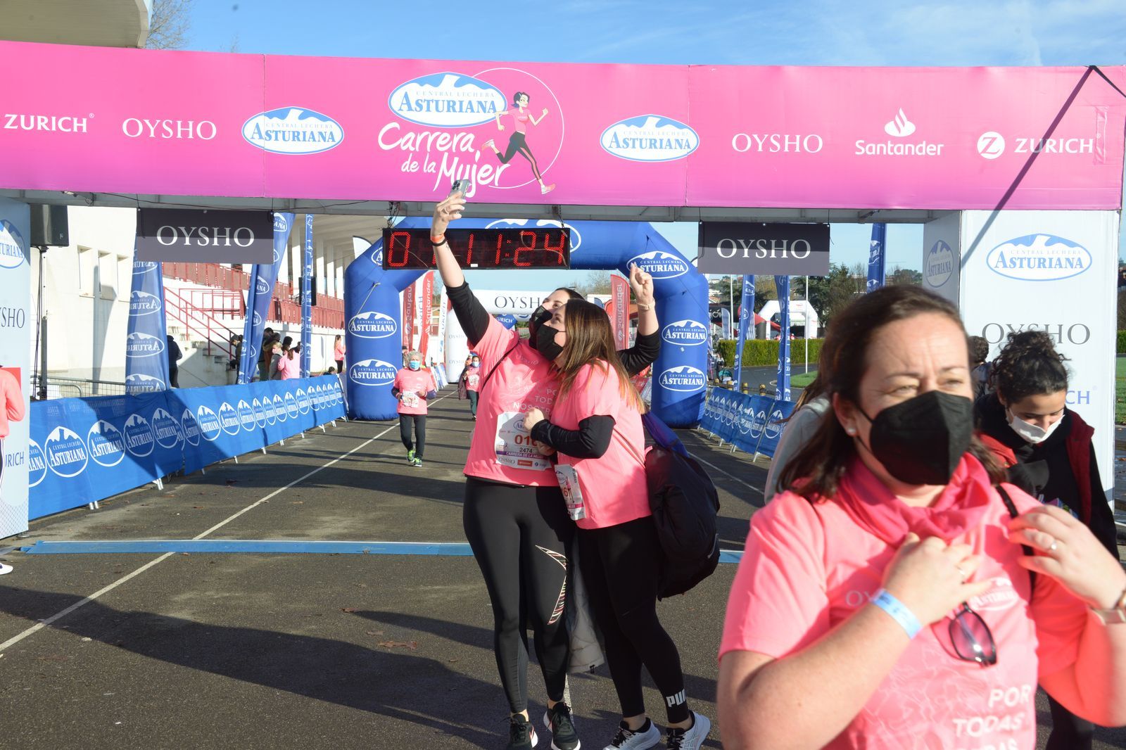 Las mejores fotos de la Carrera de la Mujer Central Lechera Asturiana Gijón 2021 (CEREMONIAS DE PREMIACIÓN / GALERÍA 2)