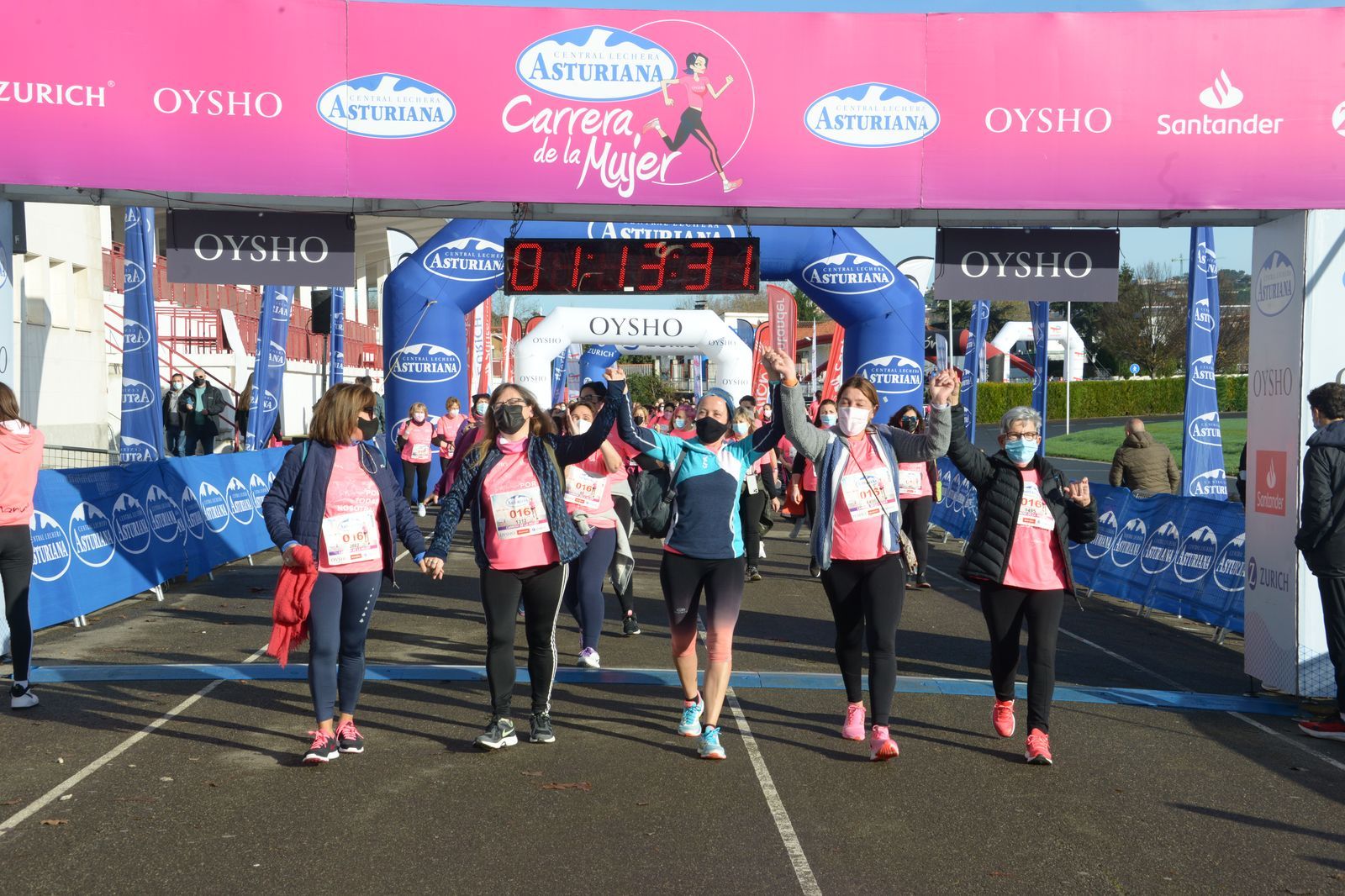 Las mejores fotos de la Carrera de la Mujer Central Lechera Asturiana Gijón 2021 (CEREMONIAS DE PREMIACIÓN / GALERÍA 2)