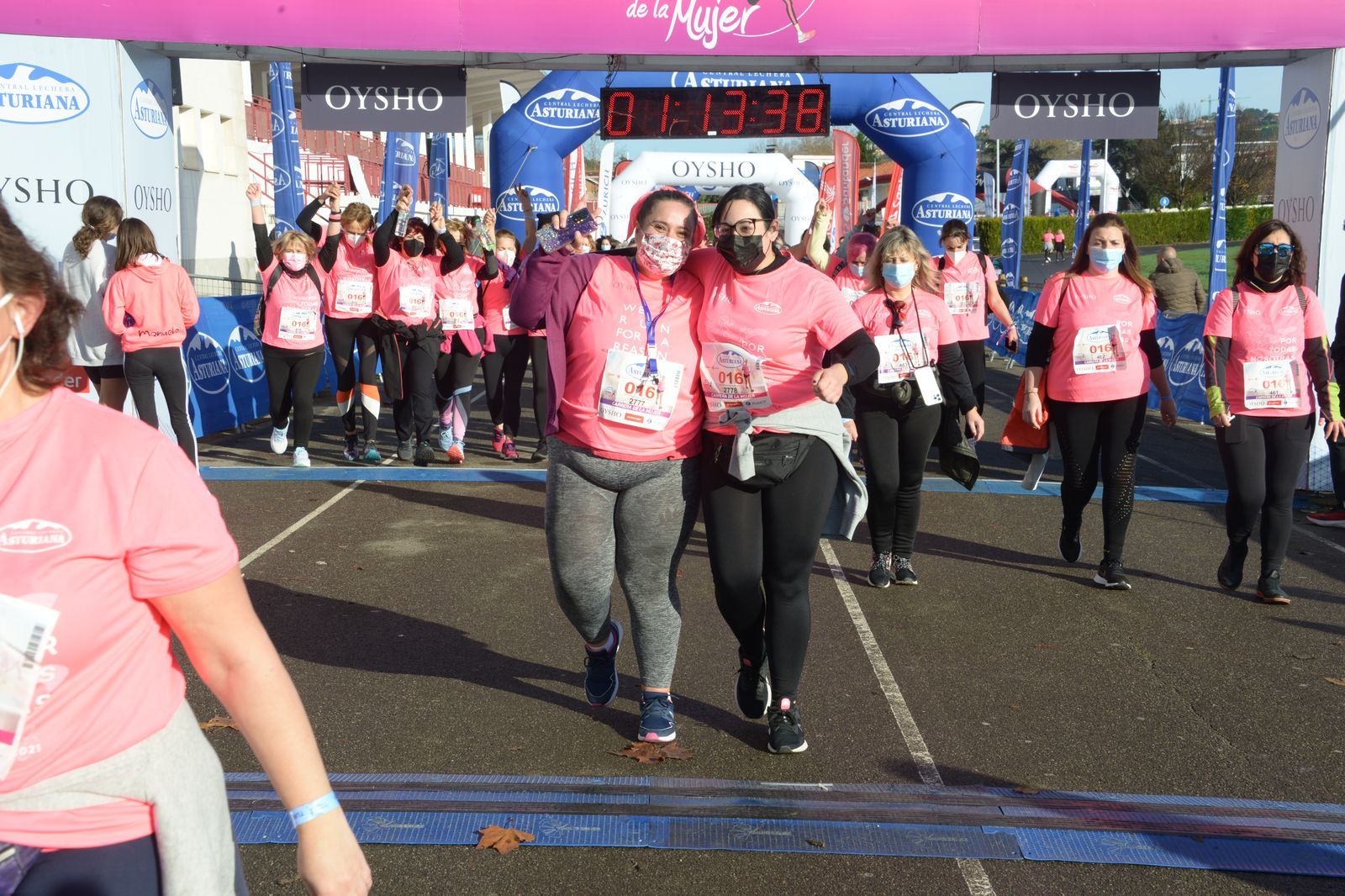 Las mejores fotos de la Carrera de la Mujer Central Lechera Asturiana Gijón 2021 (CEREMONIAS DE PREMIACIÓN / GALERÍA 2)