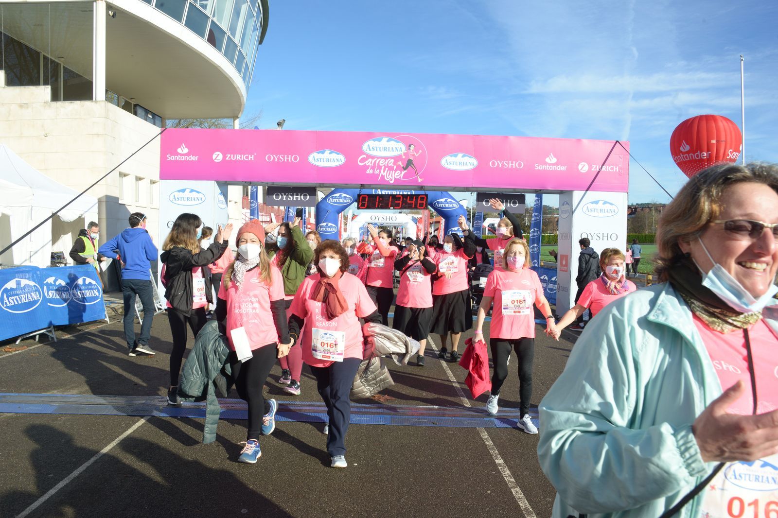Las mejores fotos de la Carrera de la Mujer Central Lechera Asturiana Gijón 2021 (CEREMONIAS DE PREMIACIÓN / GALERÍA 2)