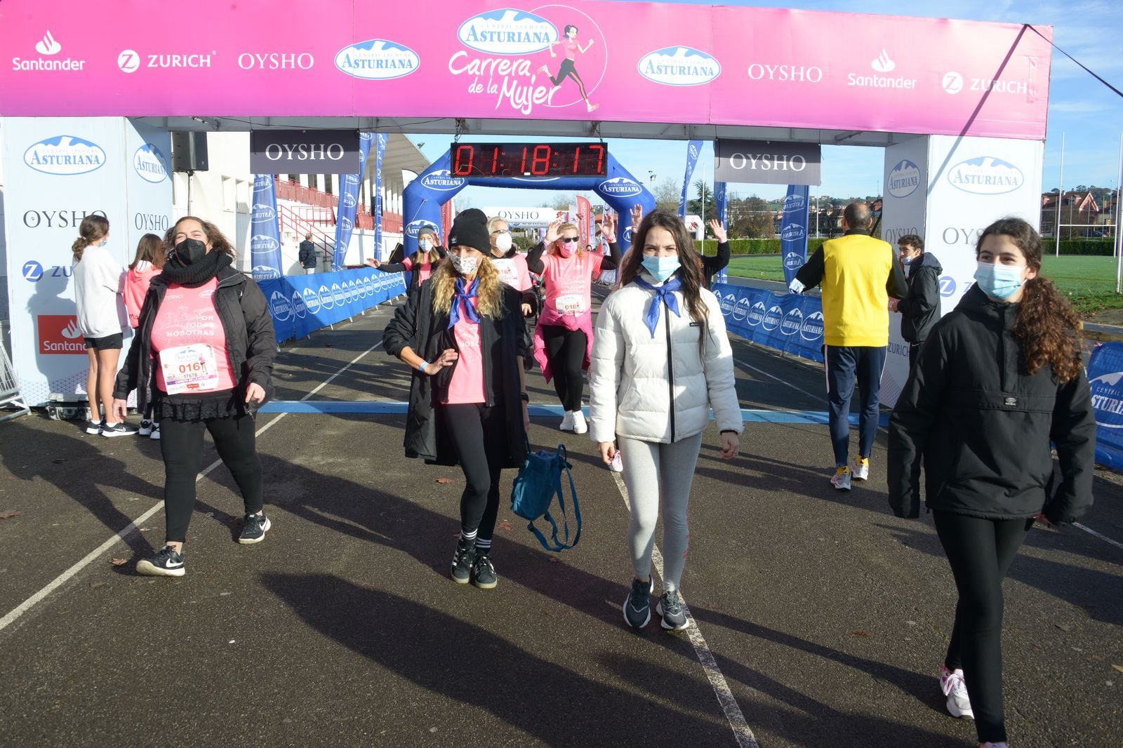 Las mejores fotos de la Carrera de la Mujer Central Lechera Asturiana Gijón 2021 (CEREMONIAS DE PREMIACIÓN / GALERÍA 3)