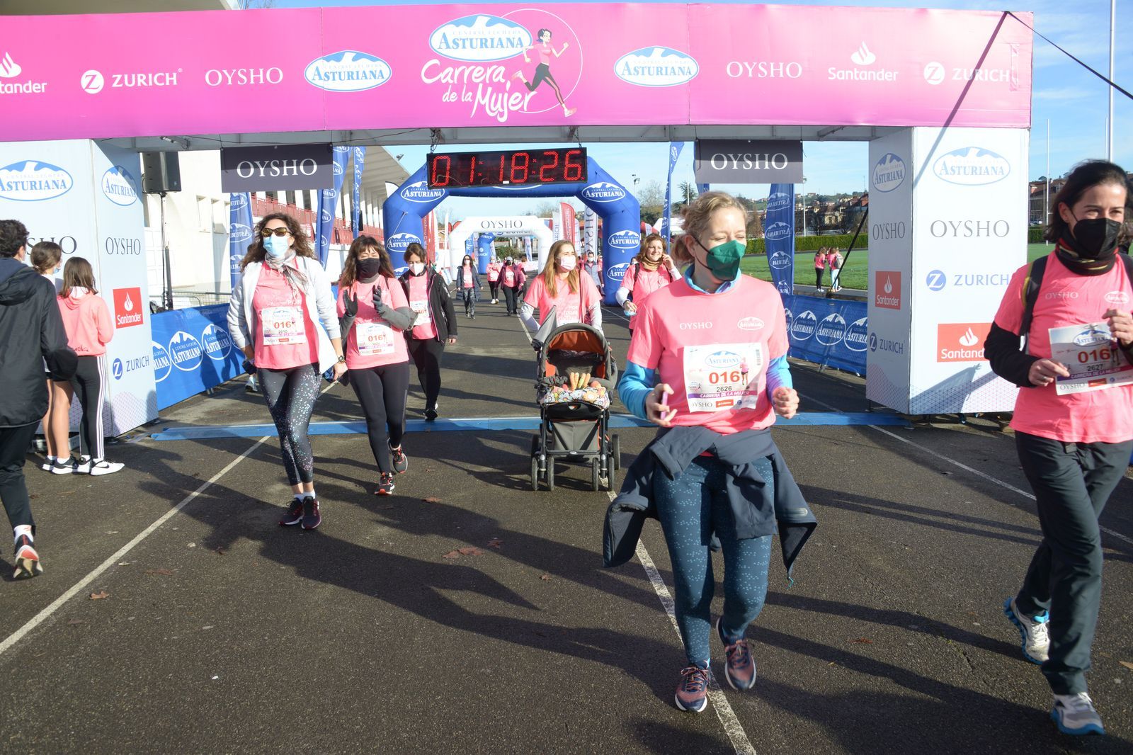 Las mejores fotos de la Carrera de la Mujer Central Lechera Asturiana Gijón 2021 (CEREMONIAS DE PREMIACIÓN / GALERÍA 3)