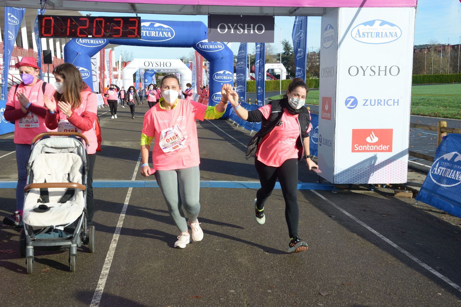 Las mejores fotos de la Carrera de la Mujer Central Lechera Asturiana Gijón 2021 (CEREMONIAS DE PREMIACIÓN / GALERÍA 3)