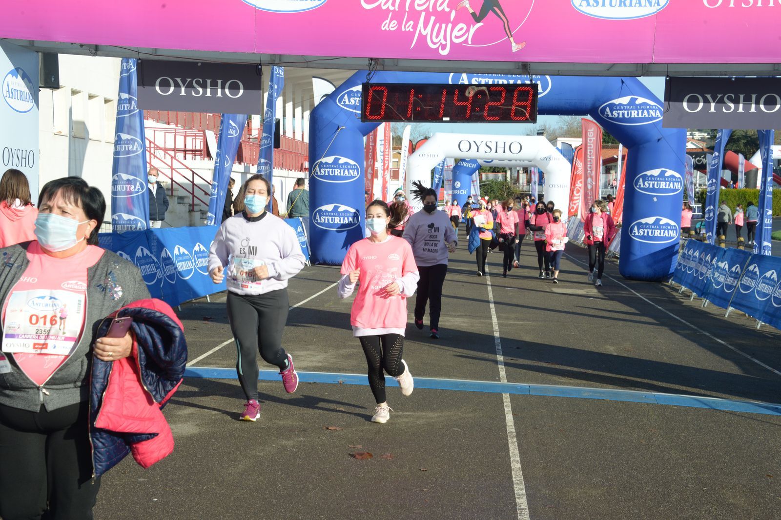 Las mejores fotos de la Carrera de la Mujer Central Lechera Asturiana Gijón 2021 (CEREMONIAS DE PREMIACIÓN / GALERÍA 3)