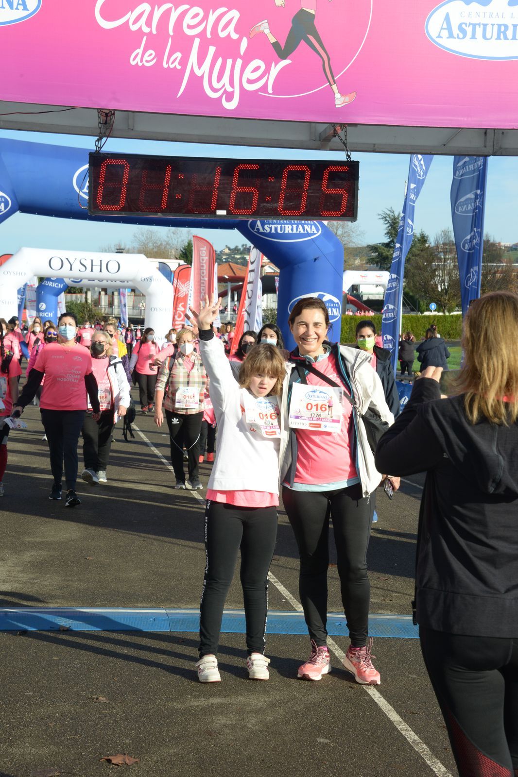 Las mejores fotos de la Carrera de la Mujer Central Lechera Asturiana Gijón 2021 (CEREMONIAS DE PREMIACIÓN / GALERÍA 3)