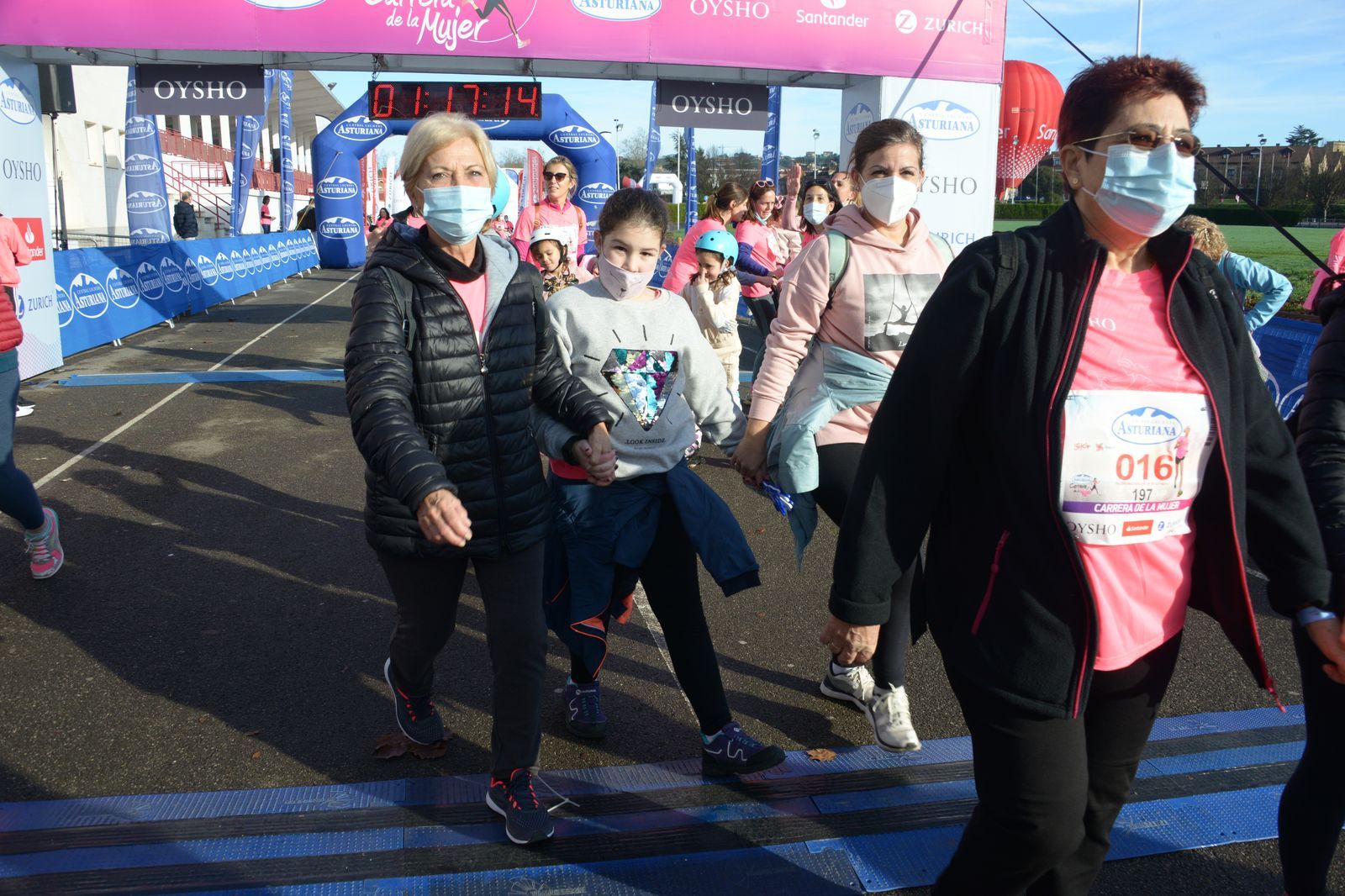 Las mejores fotos de la Carrera de la Mujer Central Lechera Asturiana Gijón 2021 (CEREMONIAS DE PREMIACIÓN / GALERÍA 3)