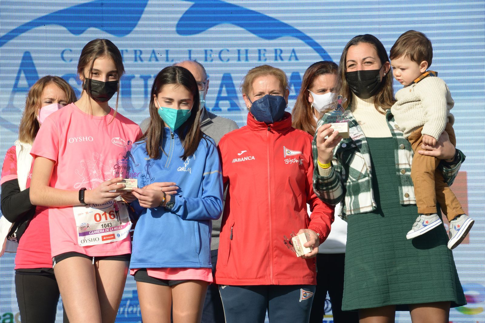 Las mejores fotos de la Carrera de la Mujer Central Lechera Asturiana Gijón 2021 (CEREMONIAS DE PREMIACIÓN / GALERÍA 4)