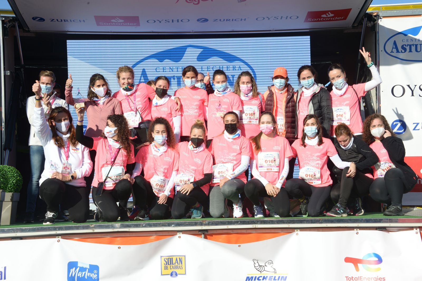 Las mejores fotos de la Carrera de la Mujer Central Lechera Asturiana Gijón 2021 (CEREMONIAS DE PREMIACIÓN / GALERÍA 4)