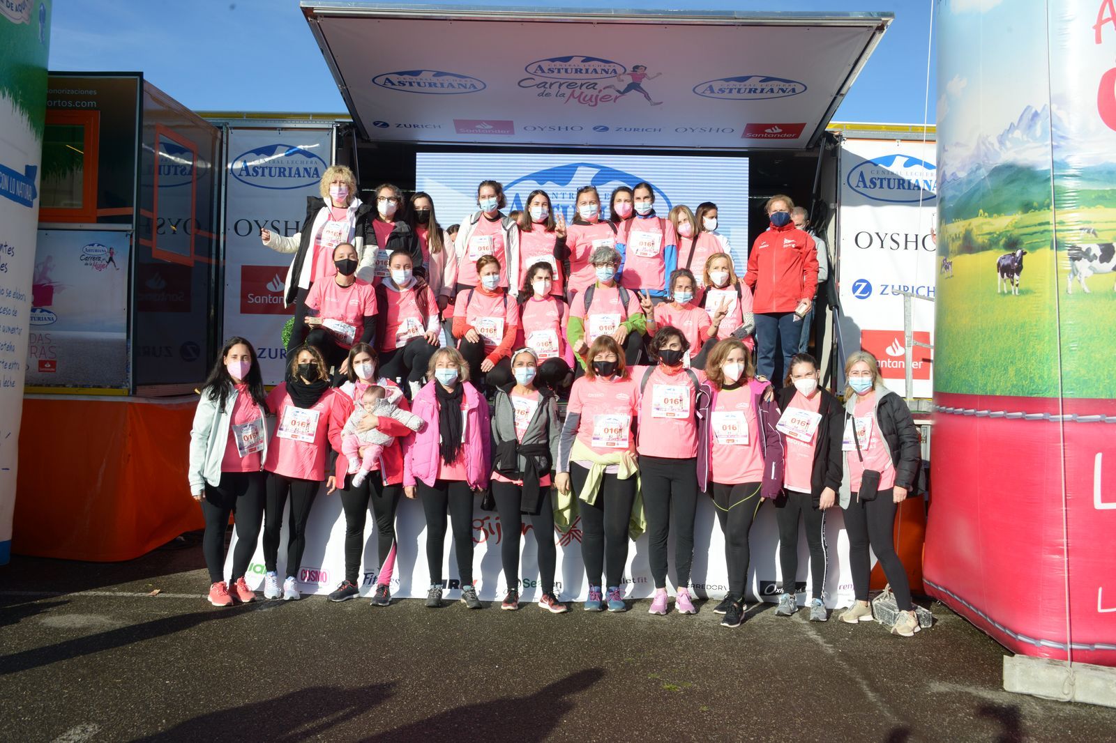Las mejores fotos de la Carrera de la Mujer Central Lechera Asturiana Gijón 2021 (CEREMONIAS DE PREMIACIÓN / GALERÍA 4)