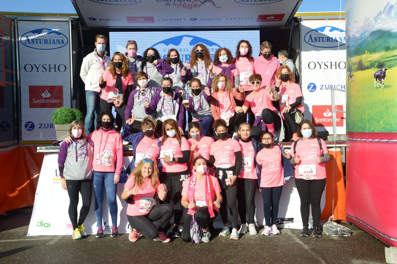 Las mejores fotos de la Carrera de la Mujer Central Lechera Asturiana Gijón 2021 (CEREMONIAS DE PREMIACIÓN / GALERÍA 4)