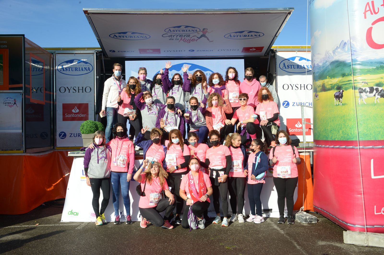 Las mejores fotos de la Carrera de la Mujer Central Lechera Asturiana Gijón 2021 (CEREMONIAS DE PREMIACIÓN / GALERÍA 4)