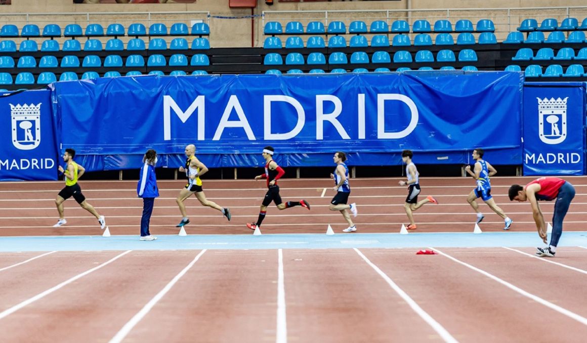 Una imagen de una prueba de atletismo celebrada en la pista cubierta de Gallur (Madrid). VSM PHOTOEVENTS.