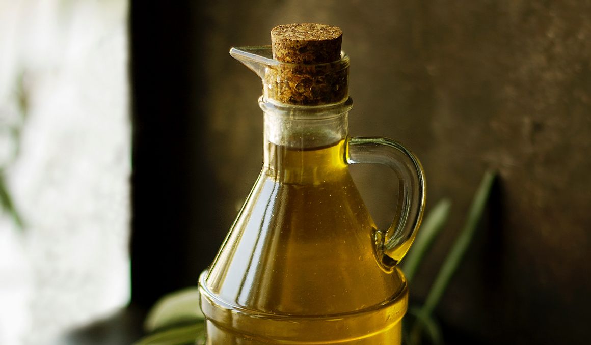 El aceite de oliva es uno de los pilares de una alimentación saludable.