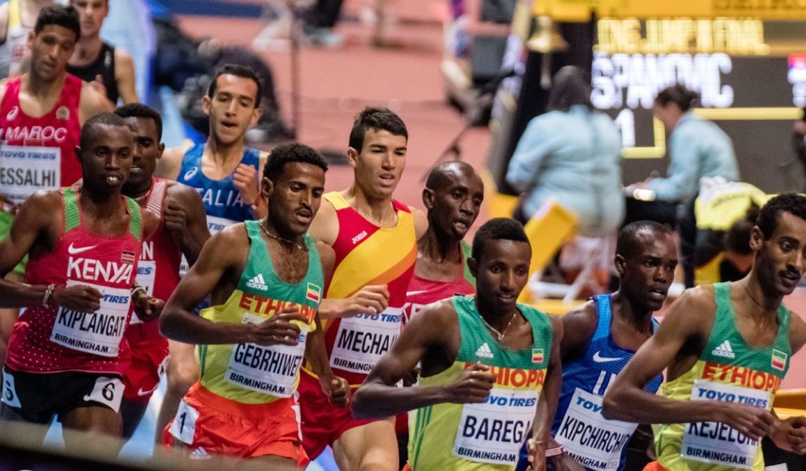Adel Mechaal será uno de los líderes del equipo español en el Mundial de Belgrado en pista cubierta. SPORTMEDIA.