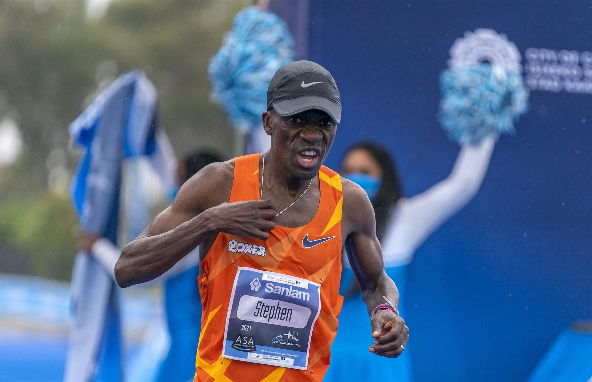 El atleta sudafricano Stephen Mokoka, en una imagen de archivo. EFE.