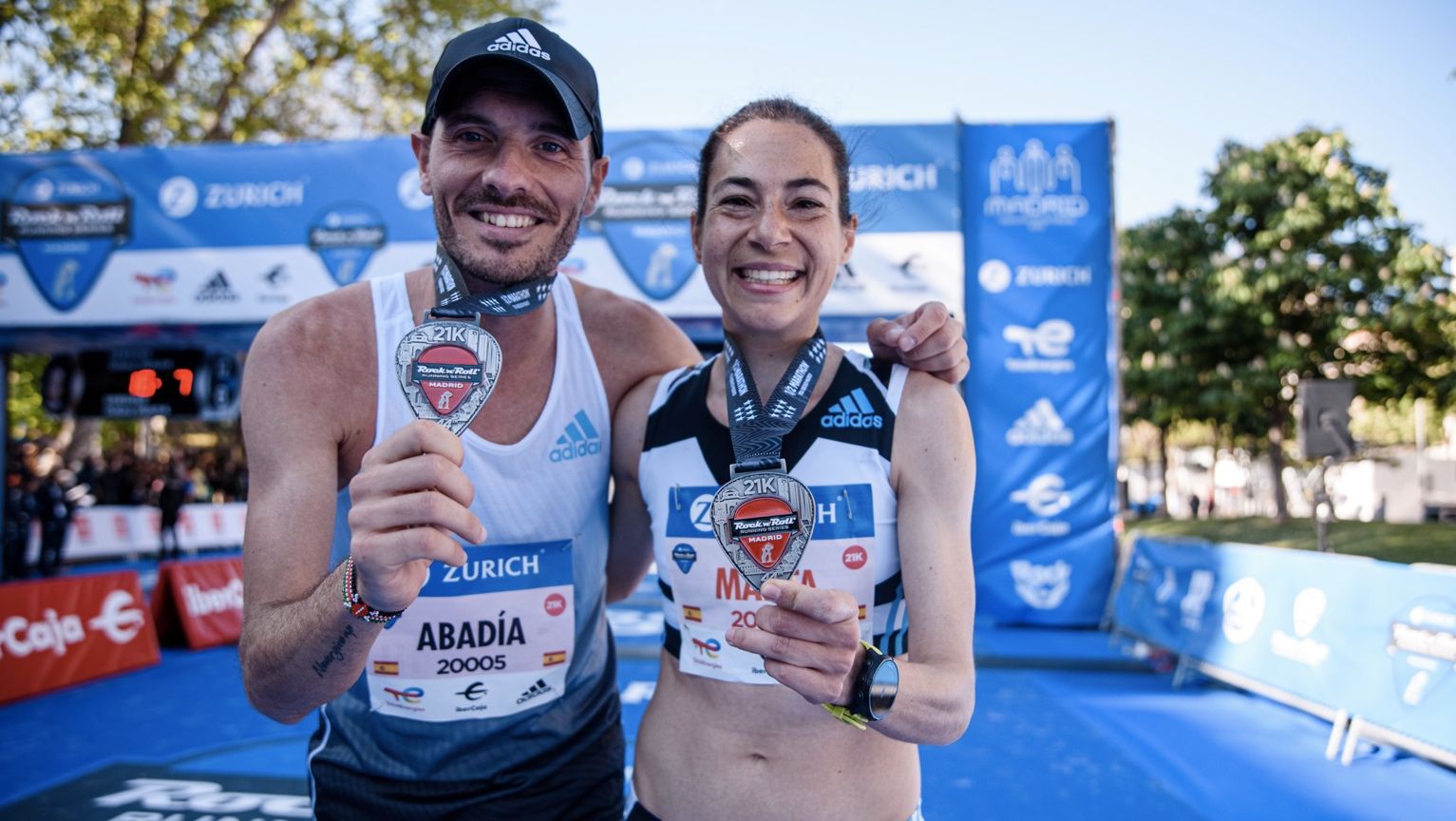 Toni Abadía y Marta Galimany, campeones del medio maratón del Zurich Rock´n´Roll Running Series Madrid. SPORTMEDIA.