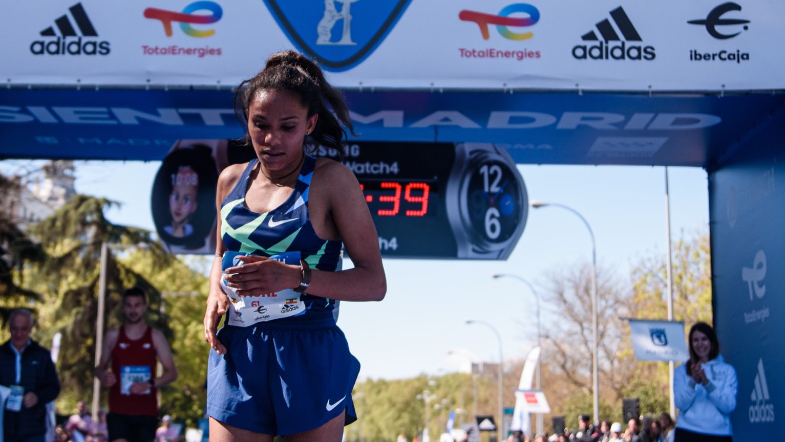 Sinaresh Yirga bate el récord femenino del Zurich Rock’n’Roll Running Series Madrid. SPORTMEDIA.