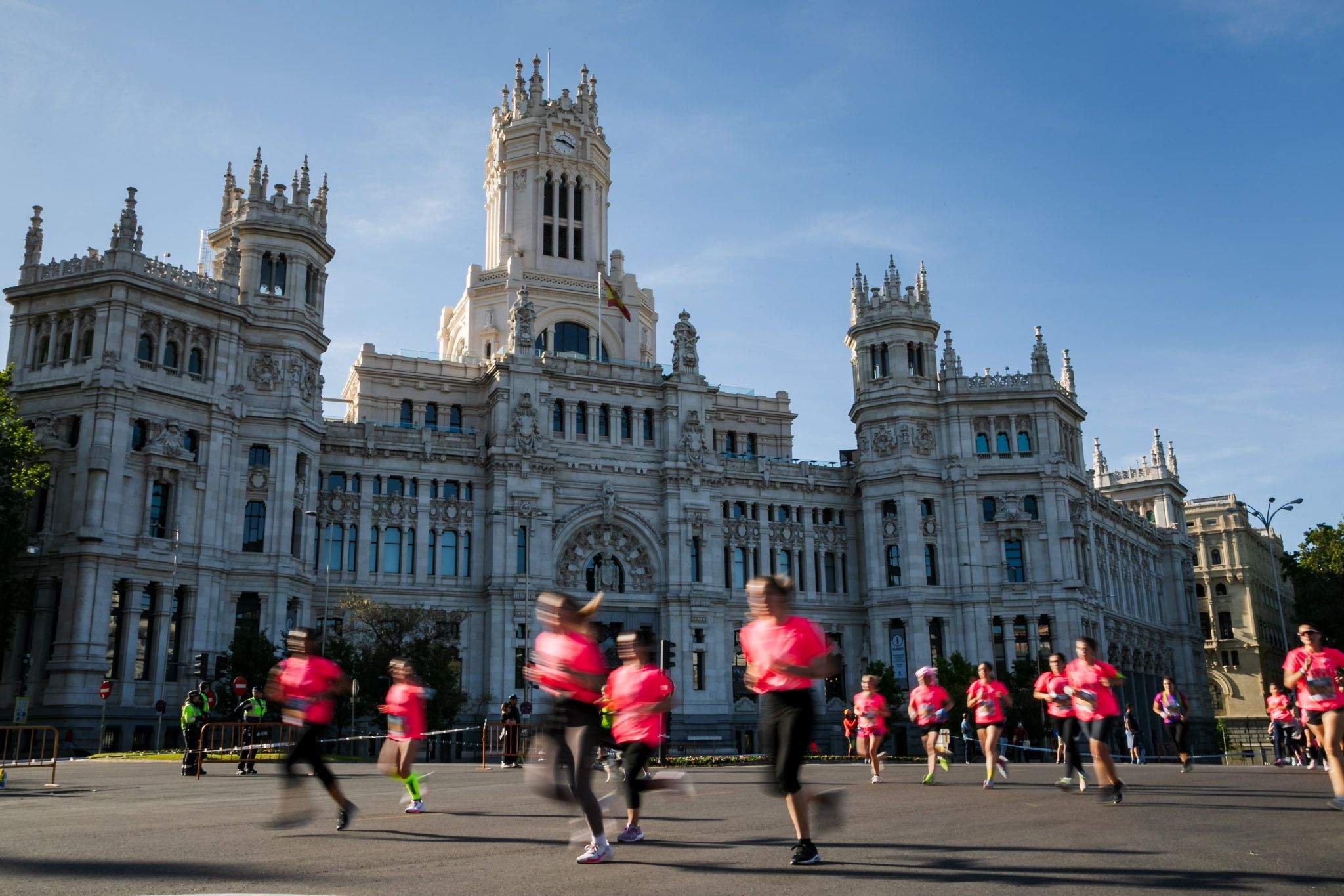 Las 50 fotos más espectaculares de la Carrera de la Mujer de Madrid 13