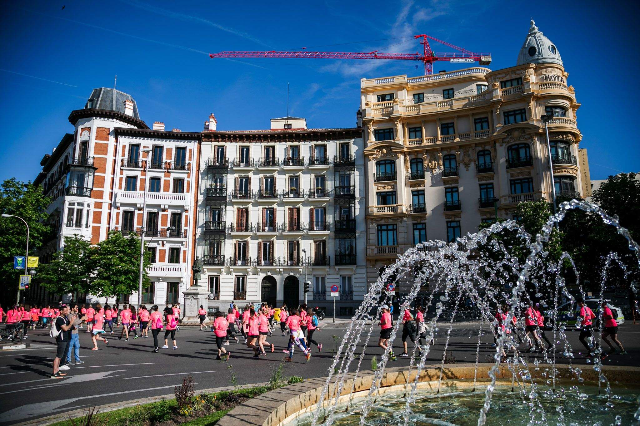 Las 50 fotos más espectaculares de la Carrera de la Mujer de Madrid 18