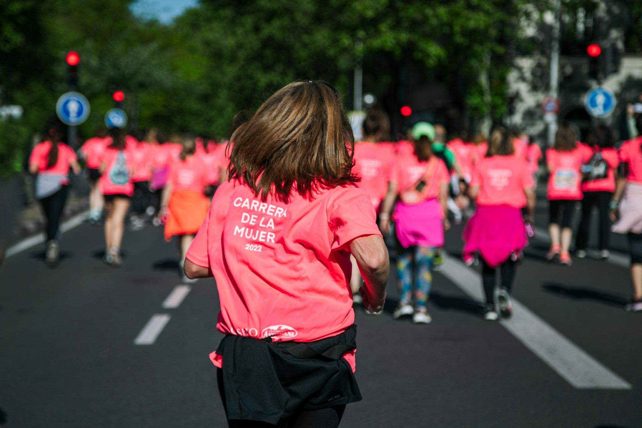 Las 50 fotos más espectaculares de la Carrera de la Mujer de Madrid 22