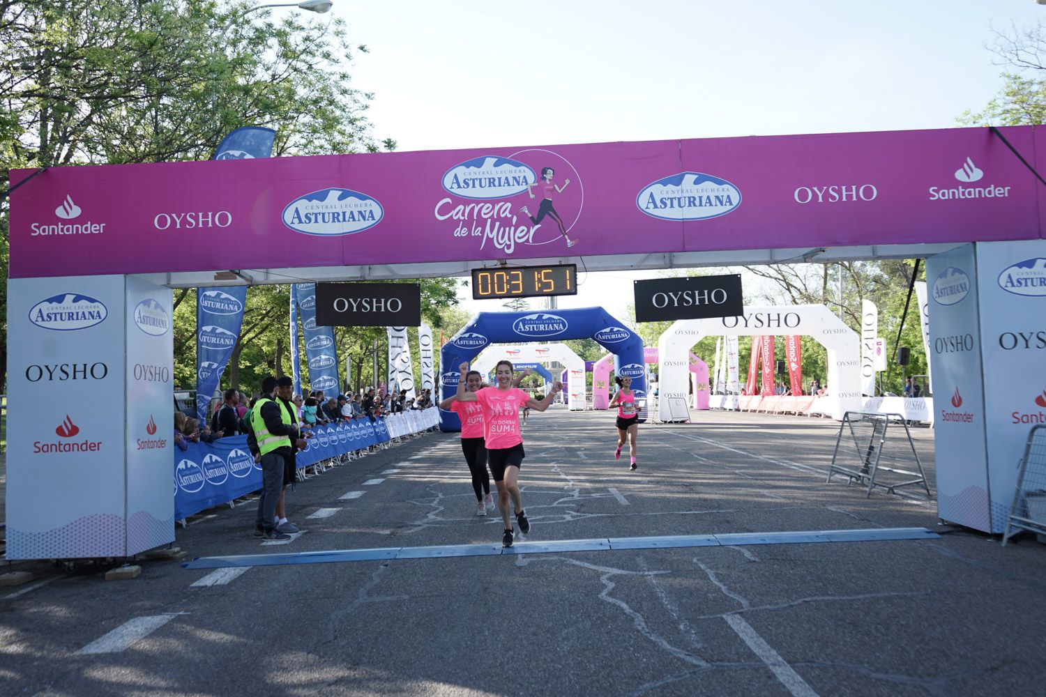 Todas las fotos de meta de la Carrera de la Mujer de Madrid 03122